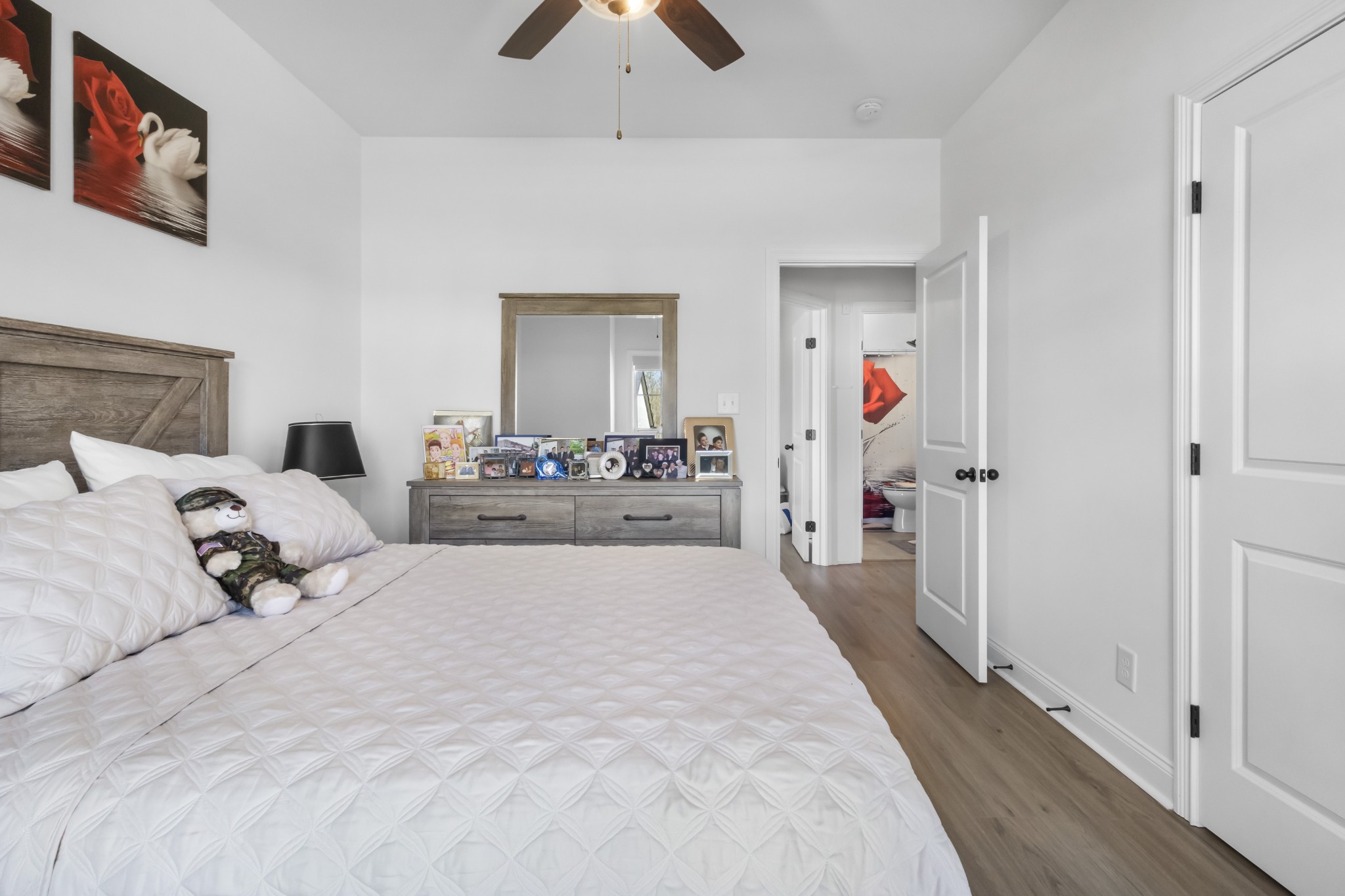 Clarksville, Tennessee 37043, United States, 3 Bedrooms Bedrooms, ,2 BathroomsBathrooms,Residential,Active,104420