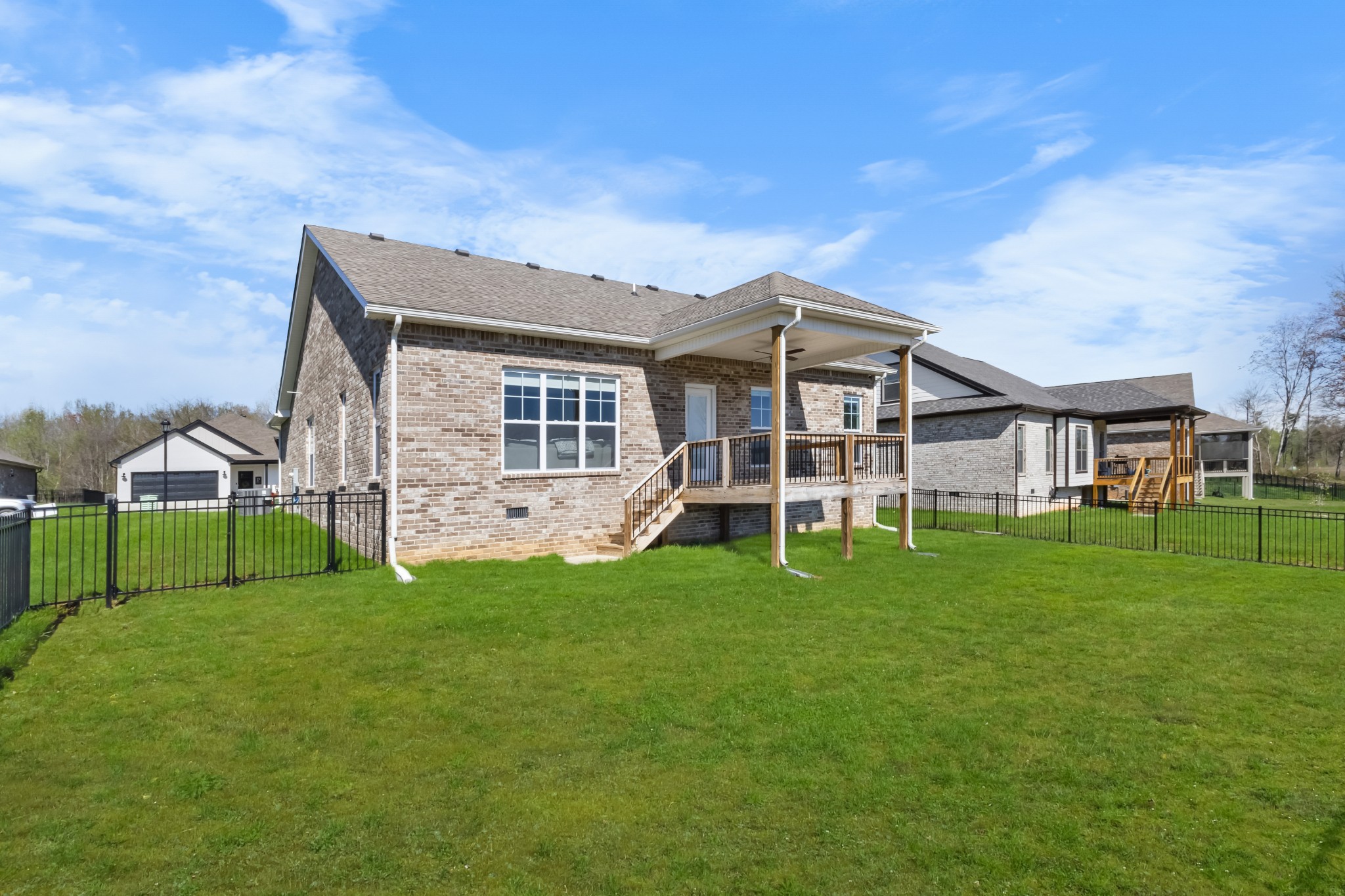 Clarksville, Tennessee 37043, United States, 3 Bedrooms Bedrooms, ,2 BathroomsBathrooms,Residential,Active,104420