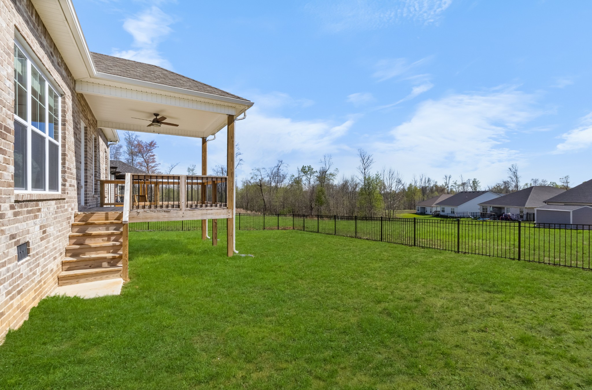 Clarksville, Tennessee 37043, United States, 3 Bedrooms Bedrooms, ,2 BathroomsBathrooms,Residential,Active,104420