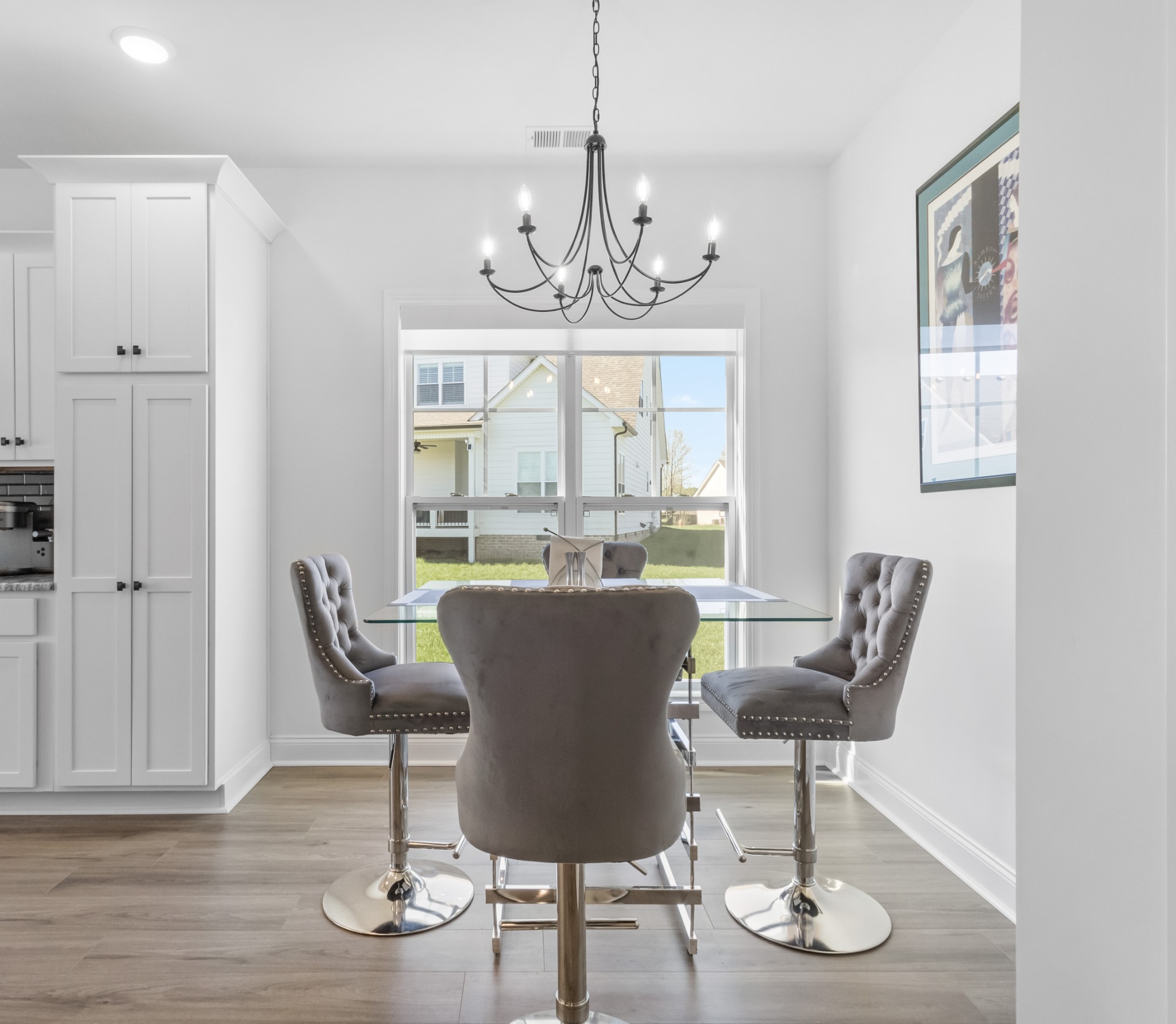 Clarksville, Tennessee 37043, United States, 3 Bedrooms Bedrooms, ,2 BathroomsBathrooms,Residential,Active,104420