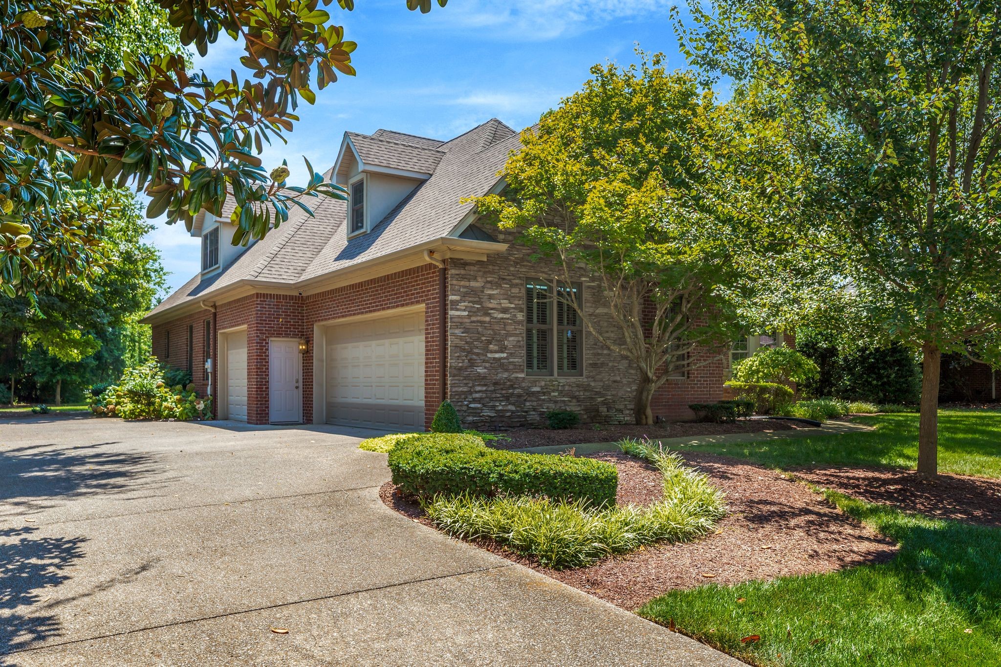 1504 Winterberry Dr