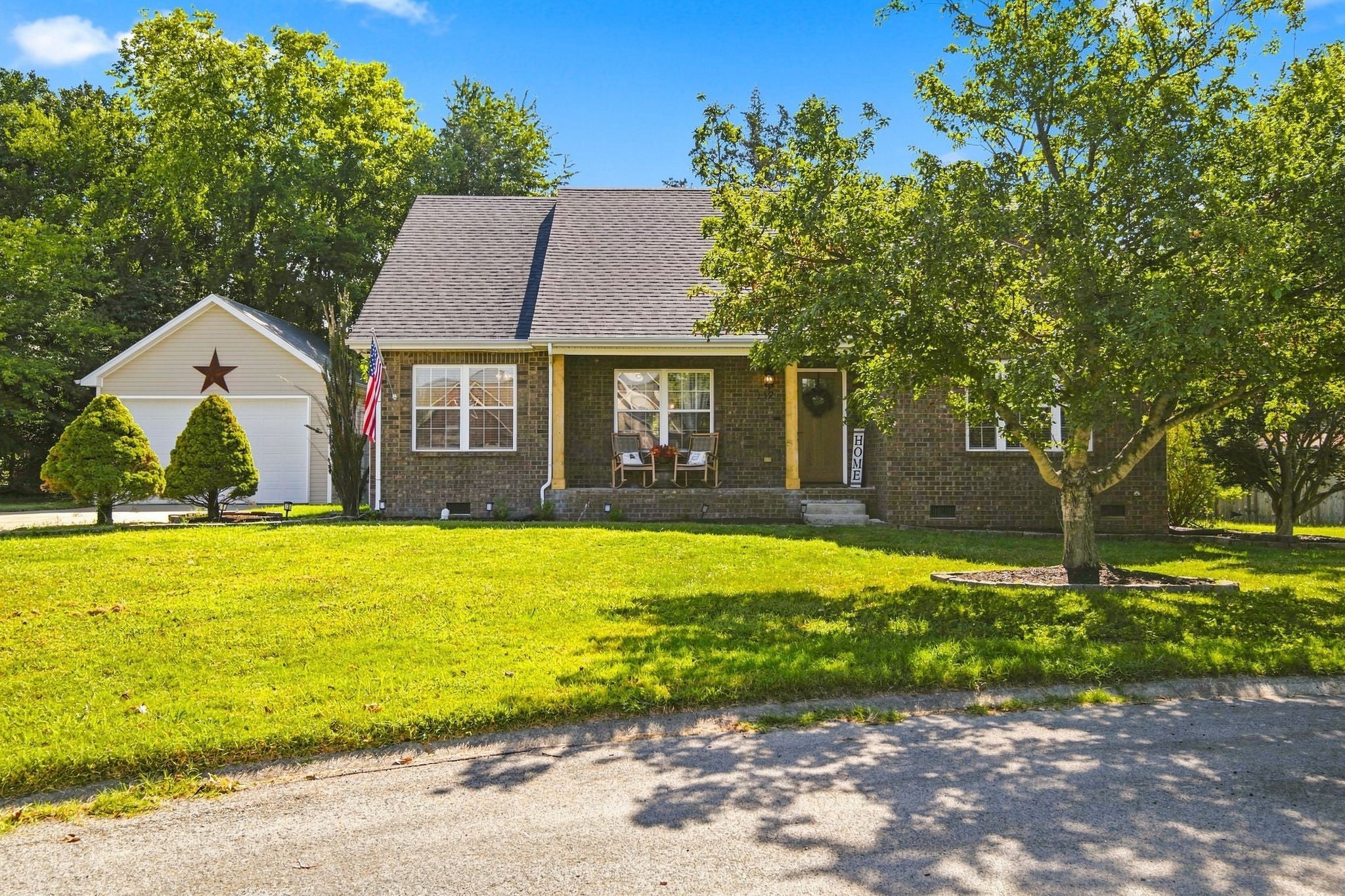 112 Eagles Nest Dr