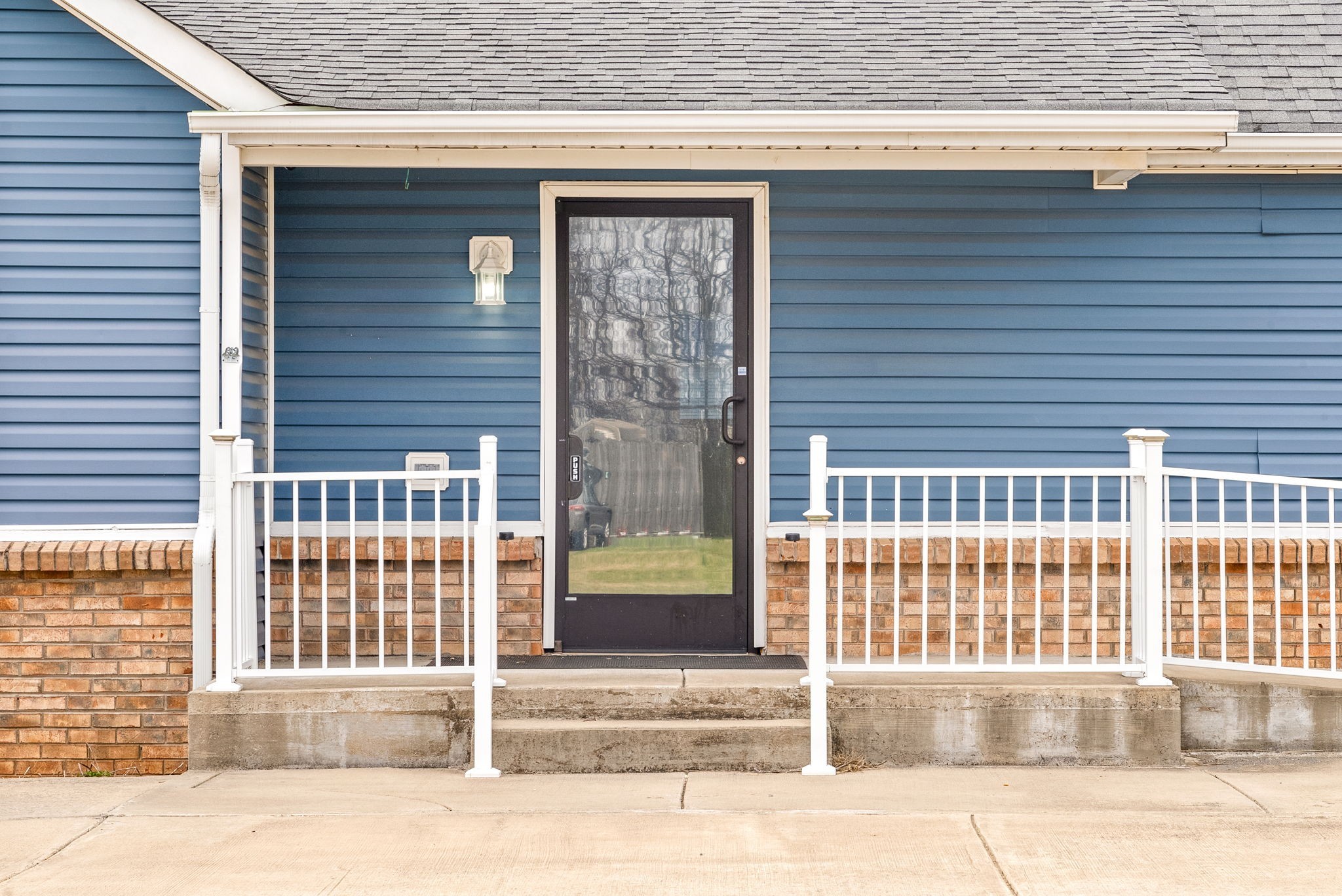 107 Waterford Dr