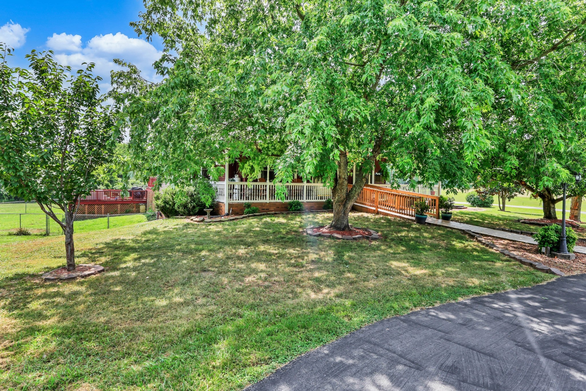 2960 Old Clarksville Spgfld Rd