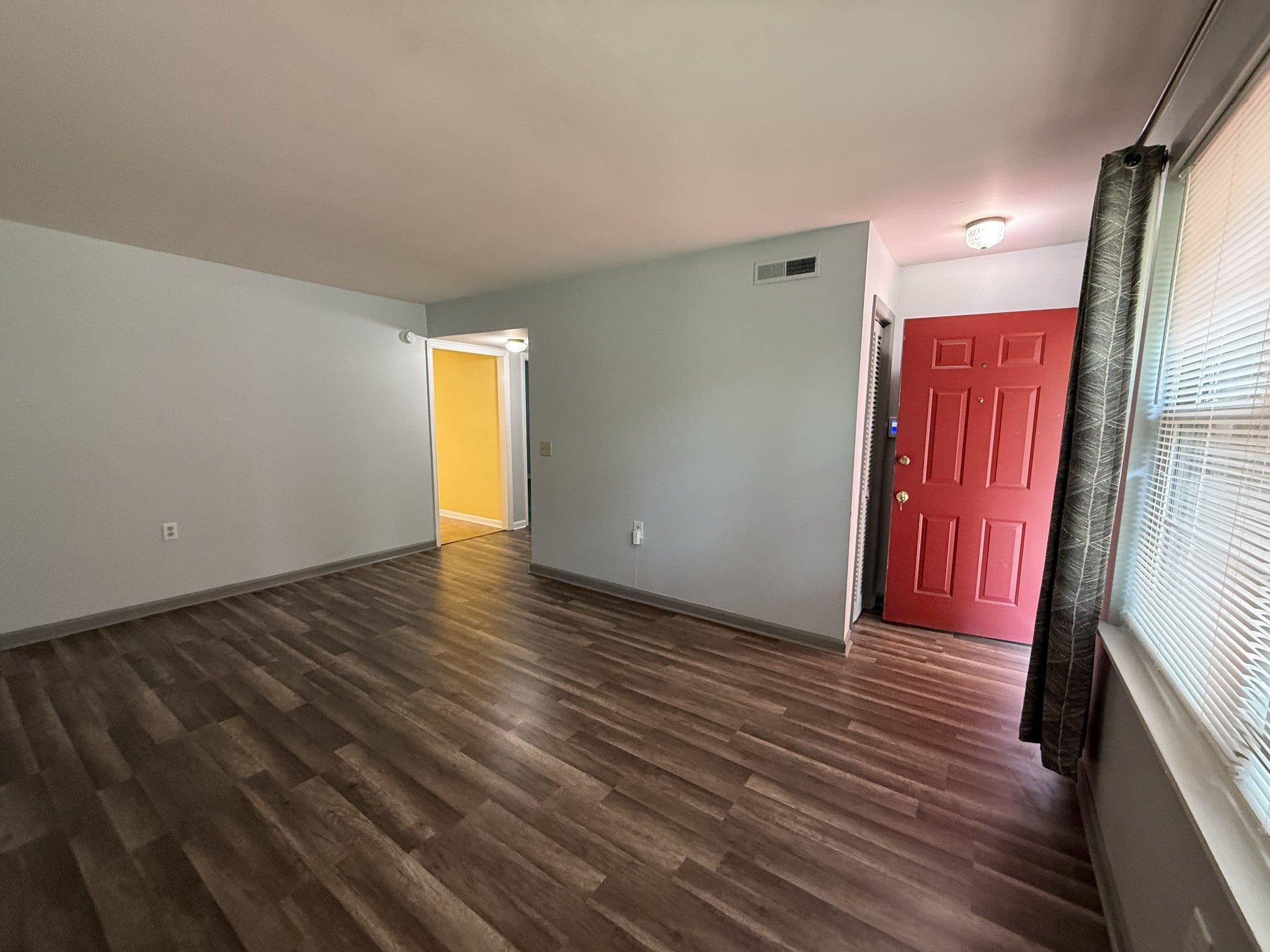 2-bed condo for sale in Nashville, TN 37221, 314 Deer Lake Dr 314 Deer Lake Dr, Nashville TN 37221 2-bed condo, photo 3 of 14