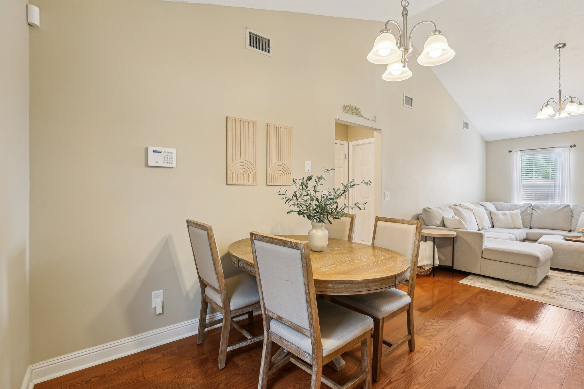 3408 Bruner Ct
