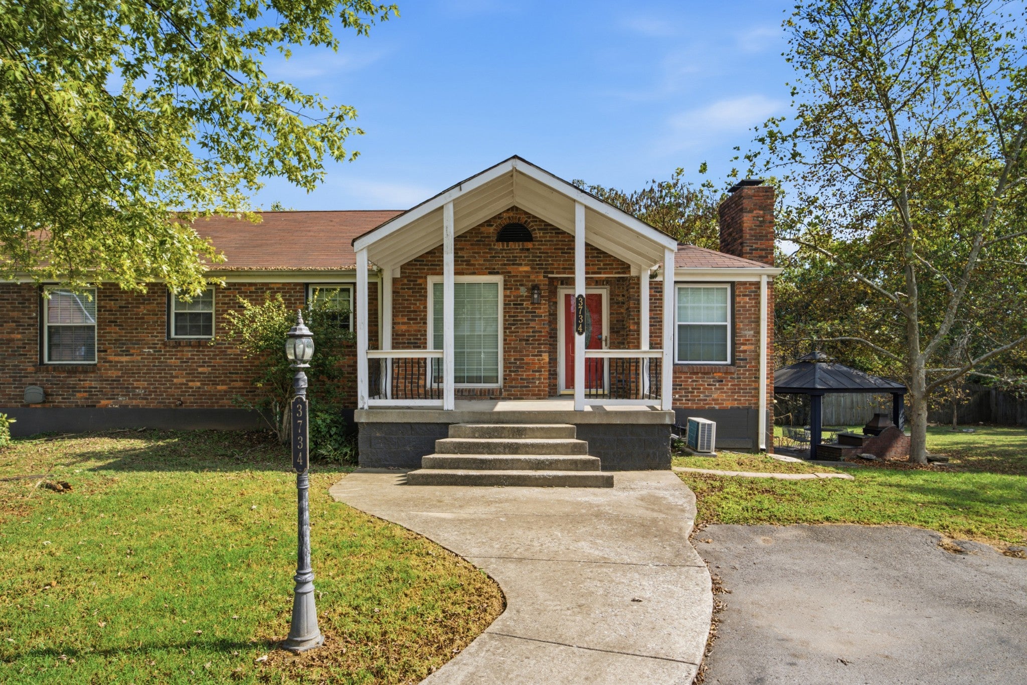 listing at 3734 Baxter Ave, Nashville