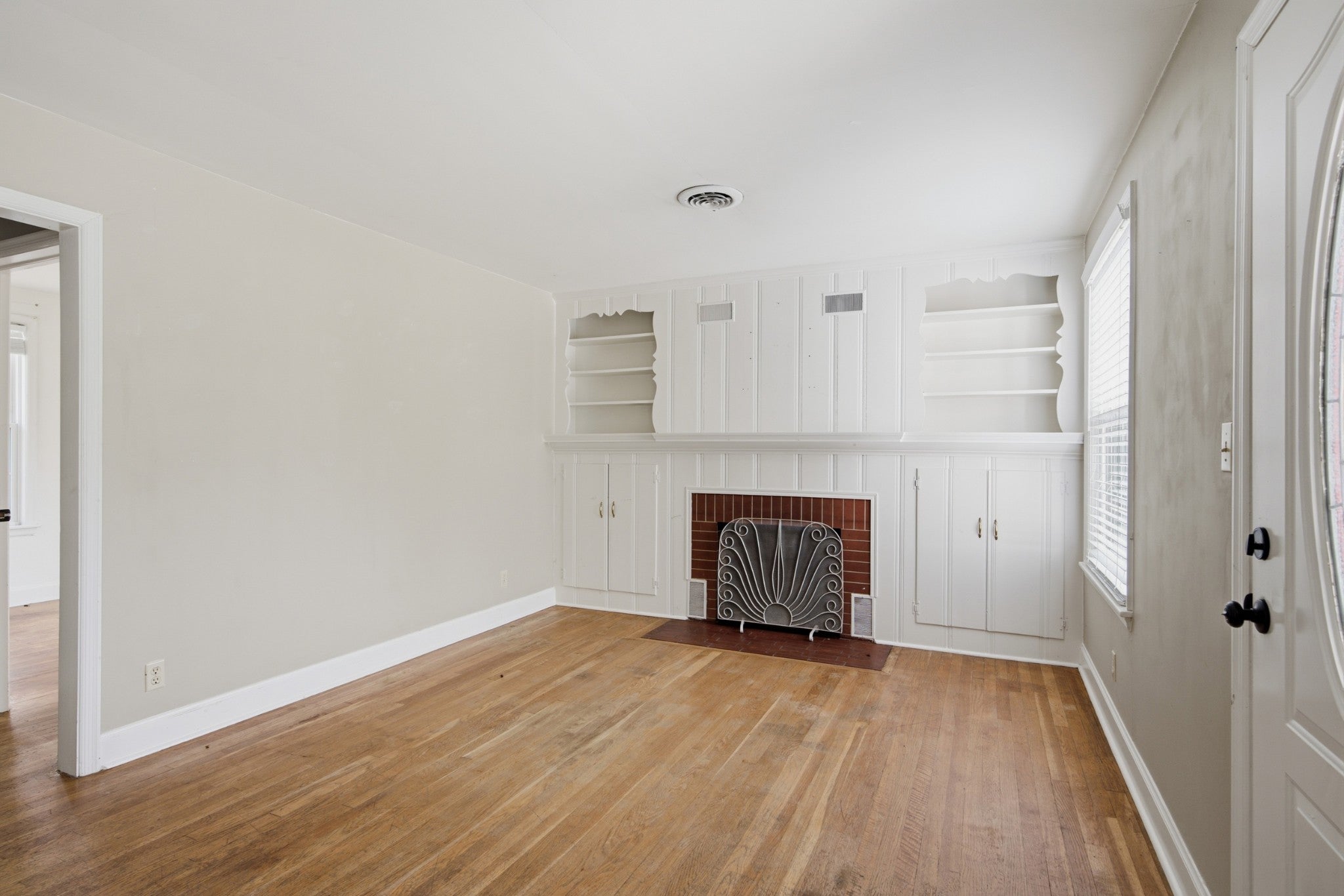 3734 Baxter Ave