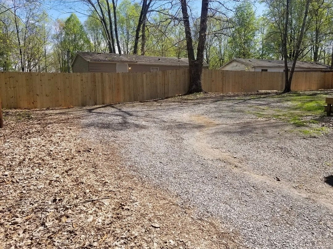198 Neil Dr