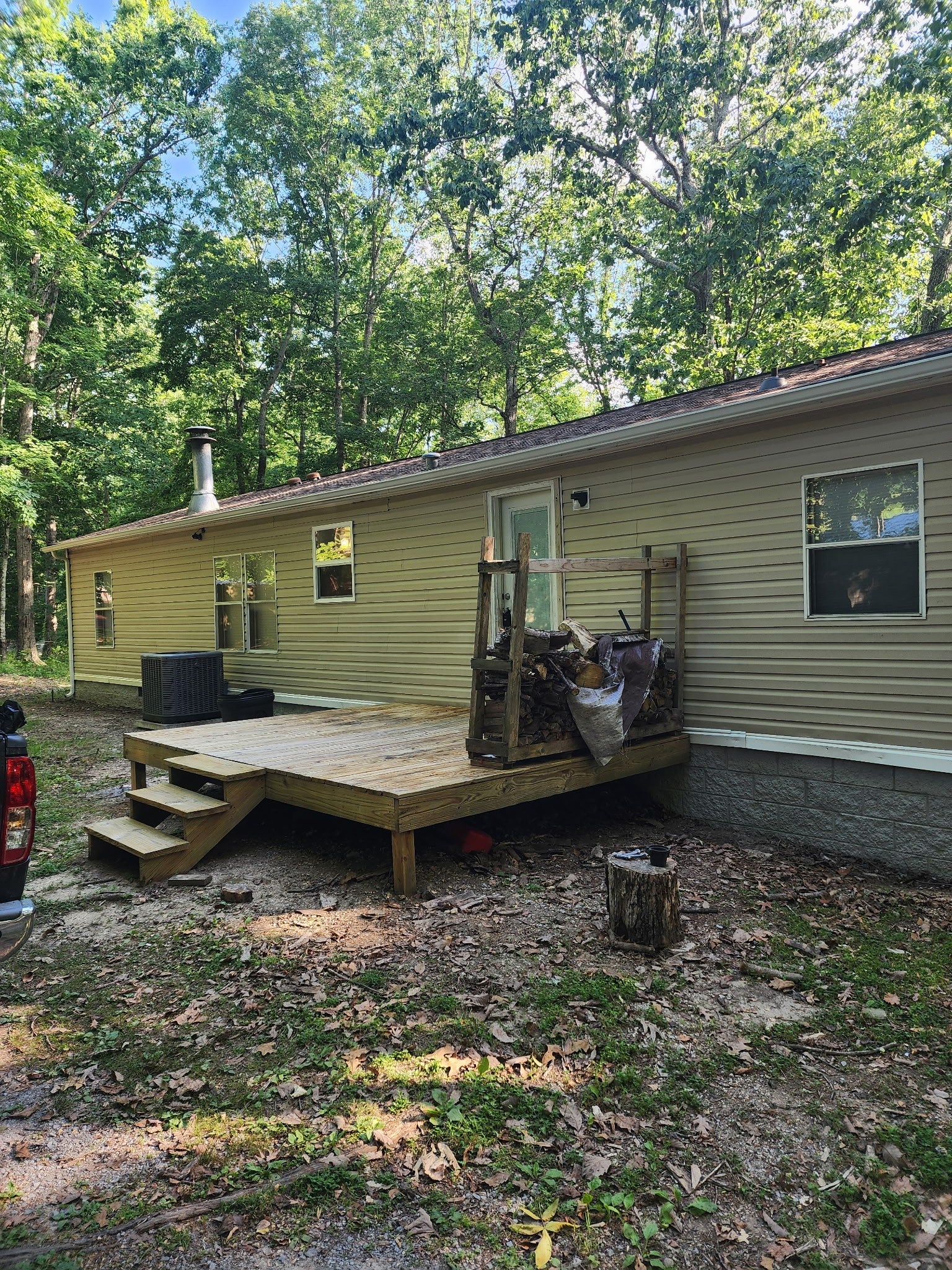 198 Neil Dr