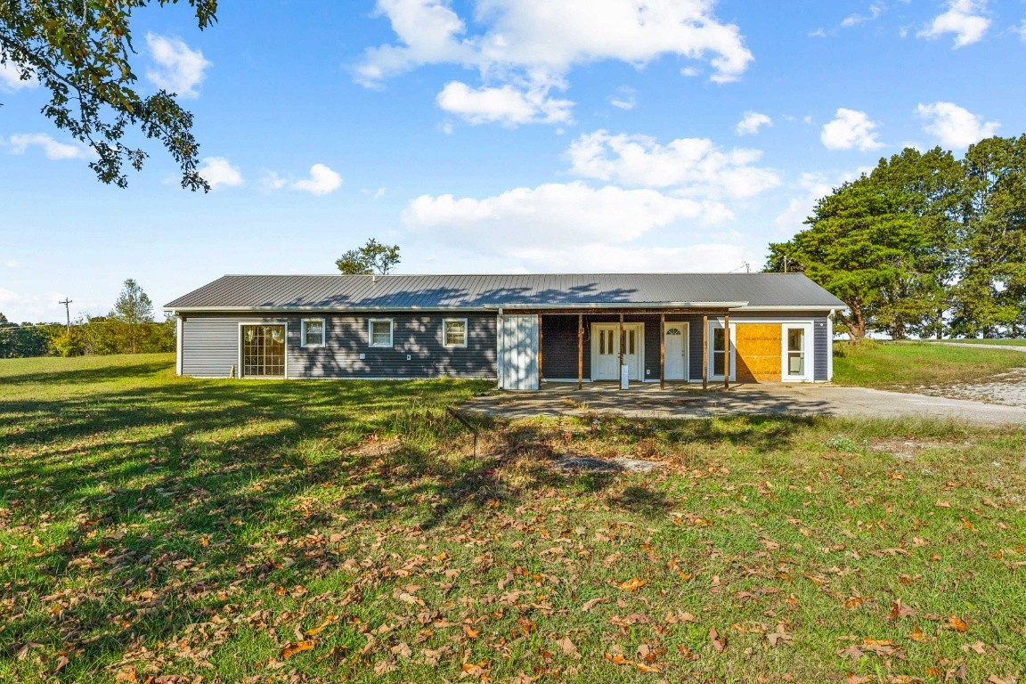 10112 Old Highway 46