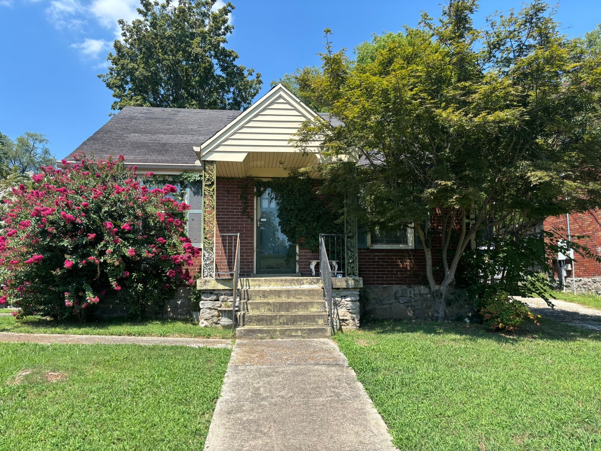 2601 Inga St, Nashville TN 37216 4-bed home, photo 2 of 13