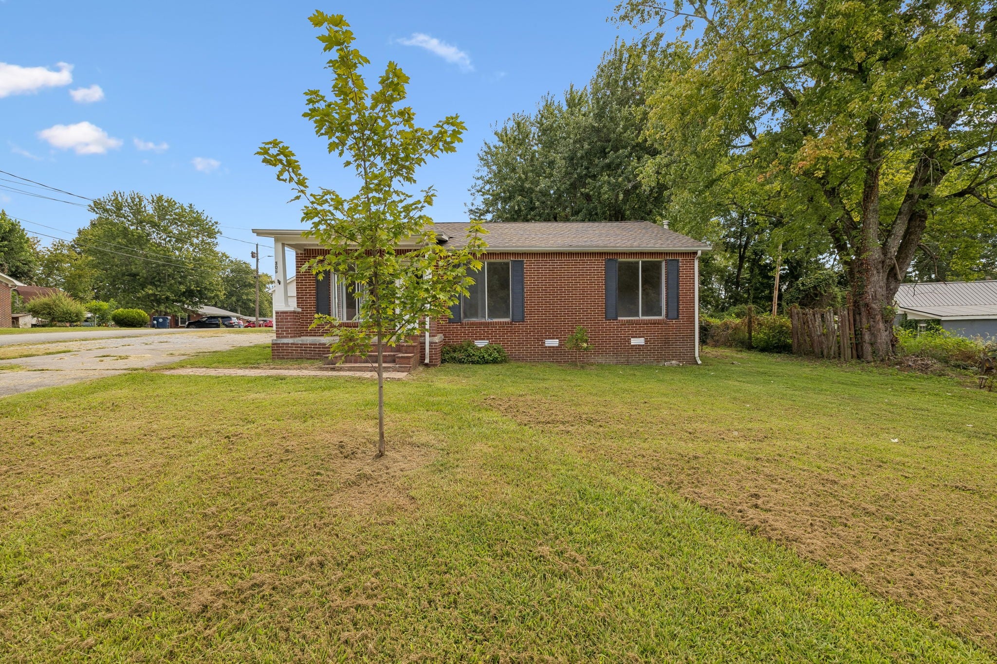 306 Smith Rd