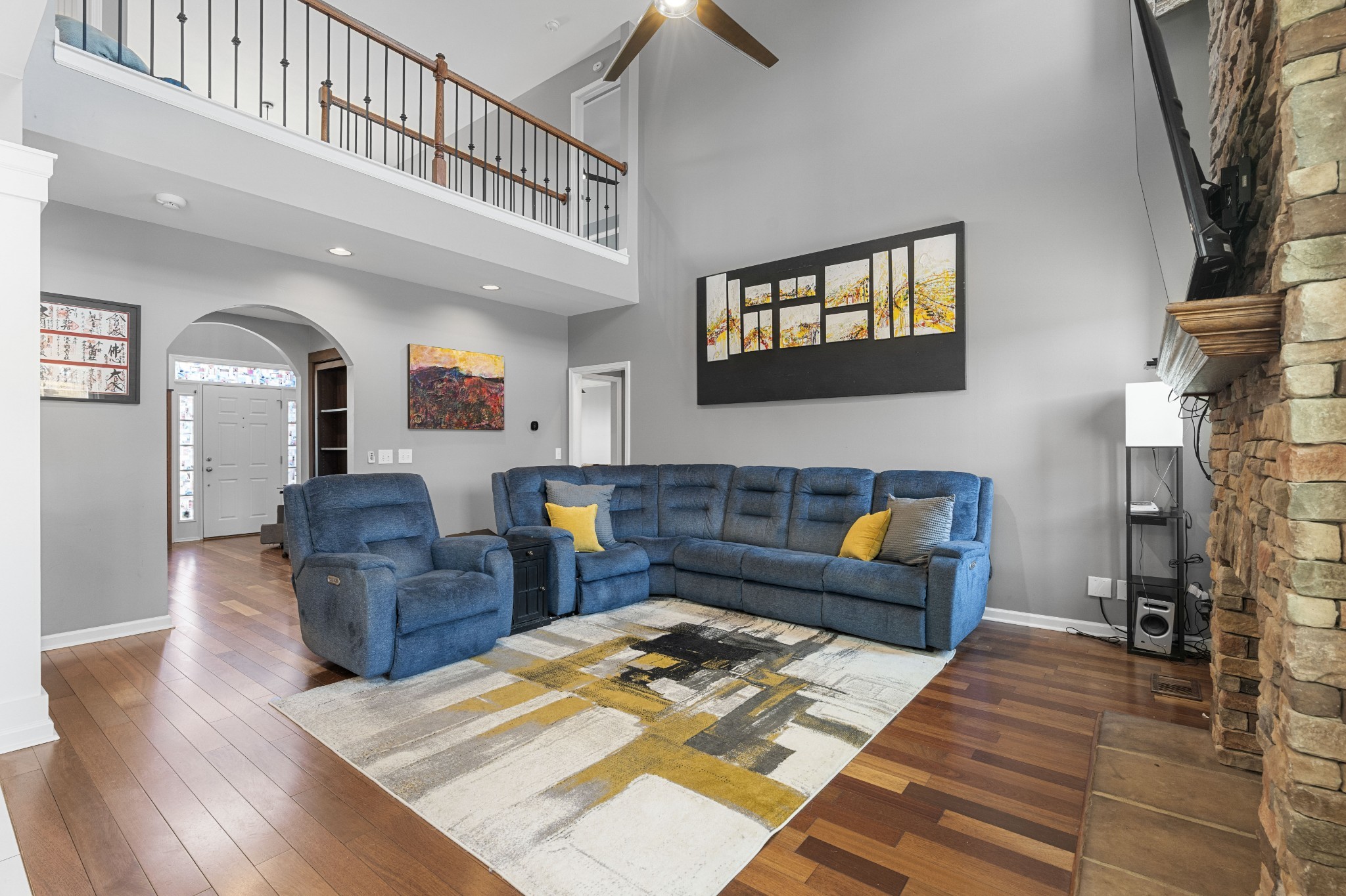 2003 Earl Pearce Cir