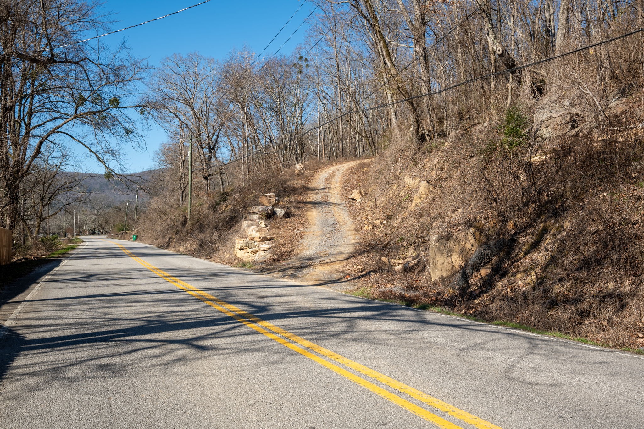 2425 Suck Creek Rd