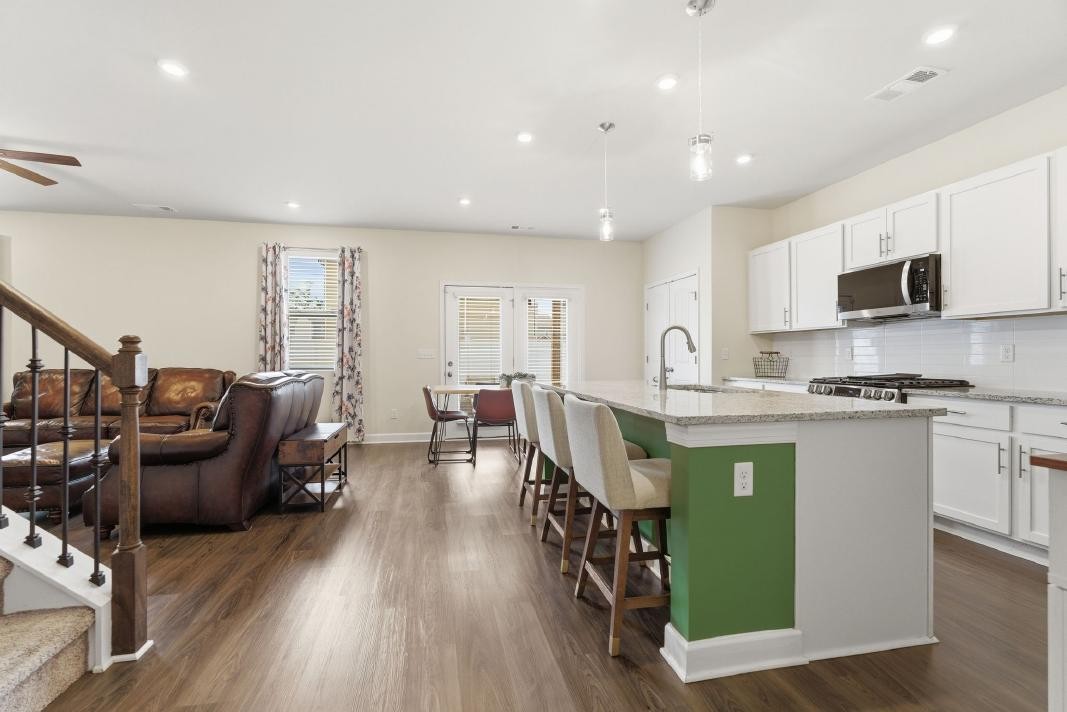 4527 Hoboken Way