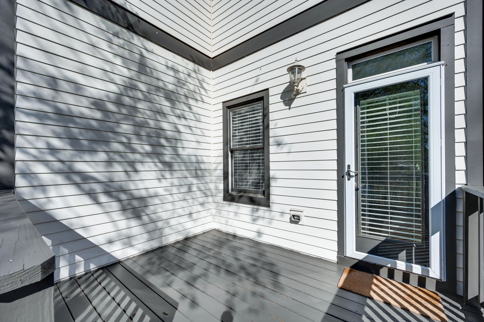 Nashville, Tennessee 37209, United States, 3 Bedrooms Bedrooms, ,3 BathroomsBathrooms,Residential,Active,40319