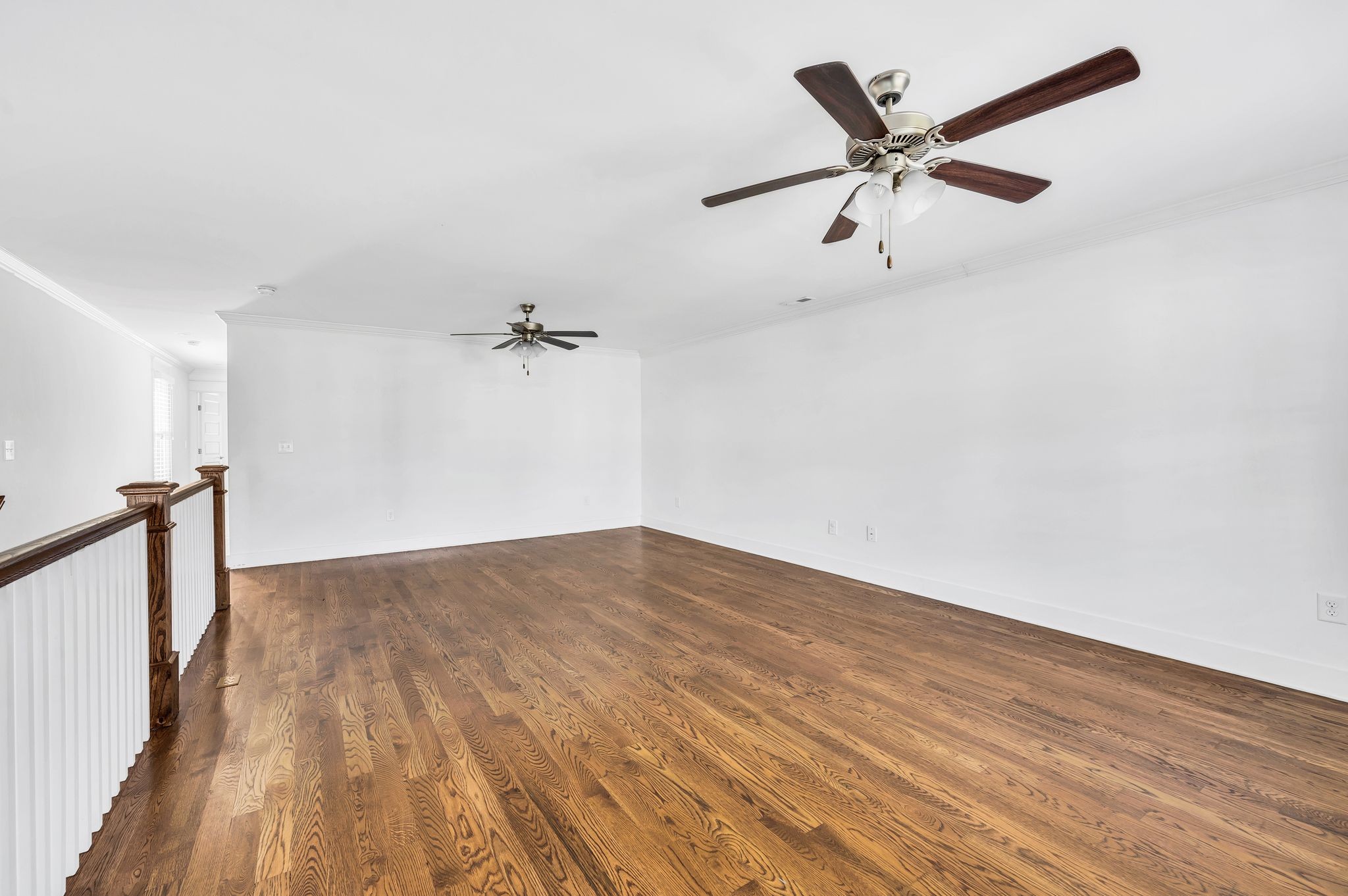 Nashville, Tennessee 37209, United States, 3 Bedrooms Bedrooms, ,3 BathroomsBathrooms,Residential,Active,40319