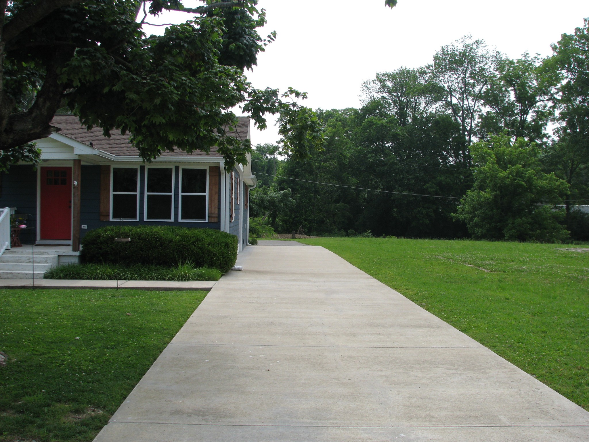 101 Simpson Ave