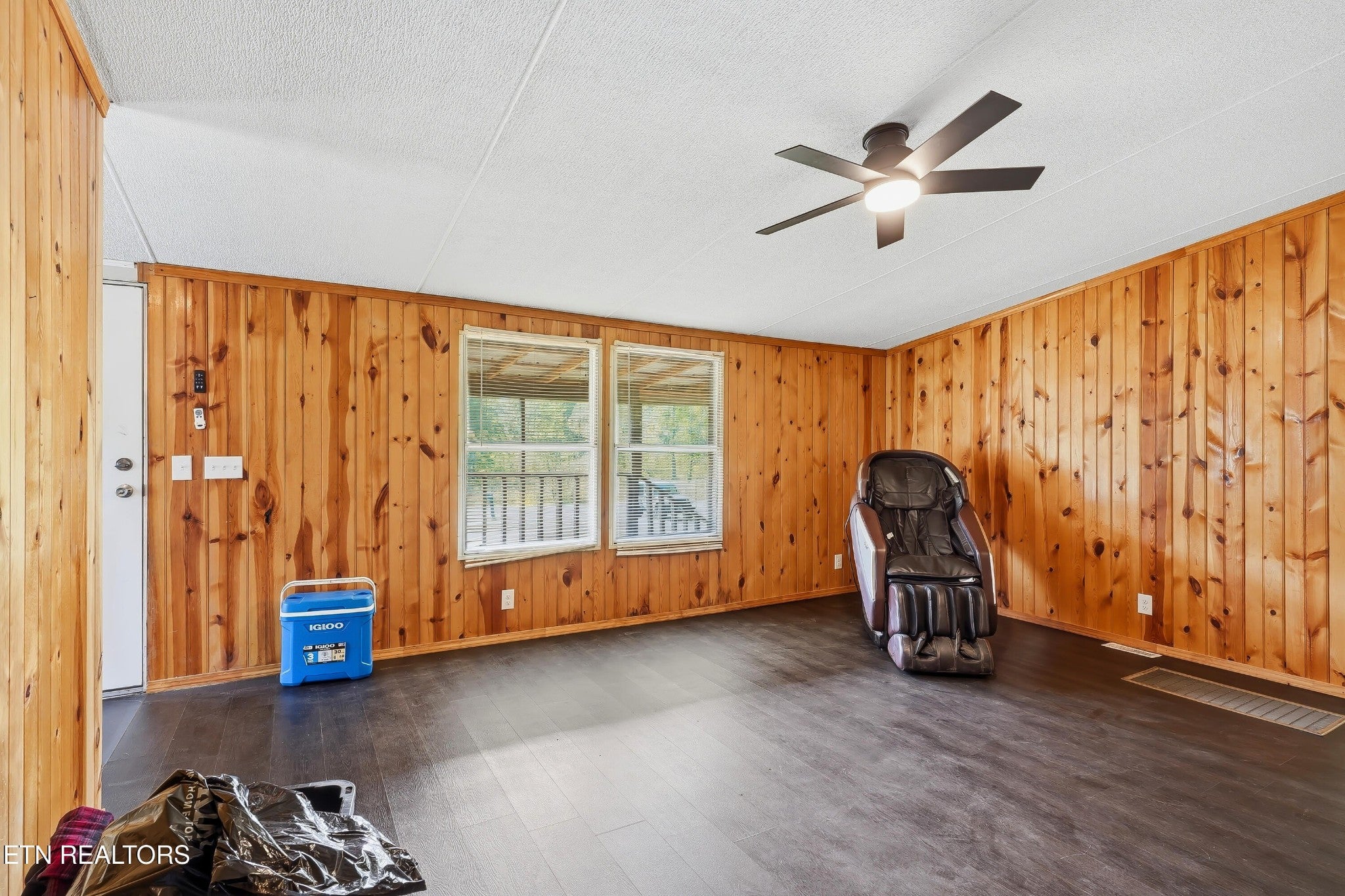 152 Woodlawn Drive