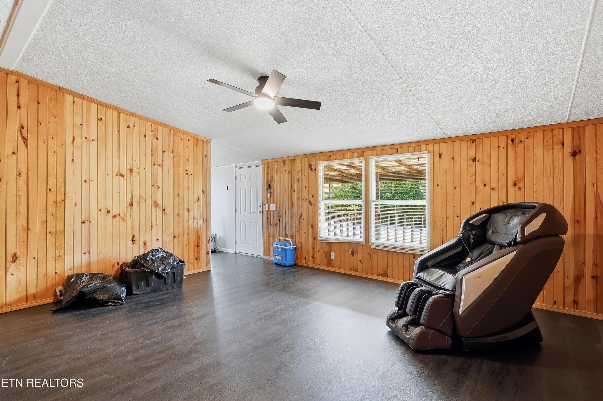 152 Woodlawn Drive