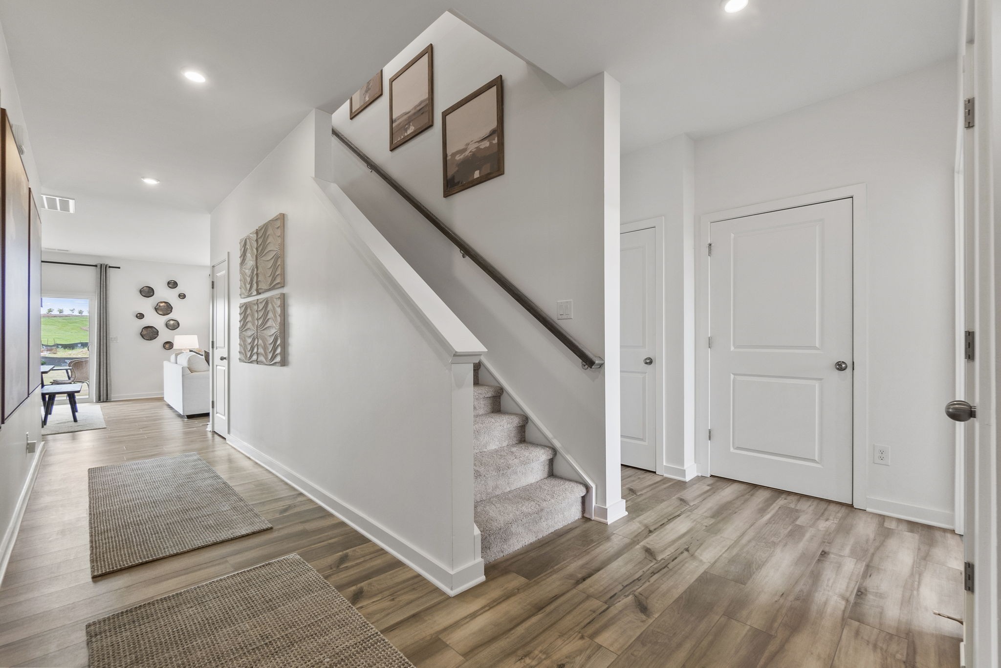2562 Beverly Gail Rd