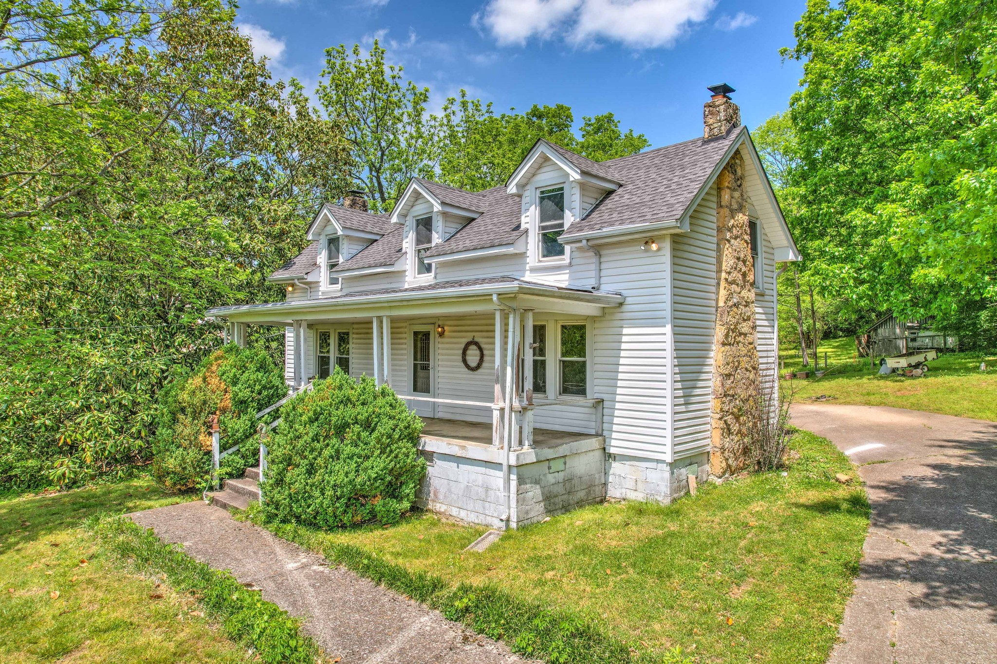Photo 1 of 52 of 3730 Old Charlotte Pike house