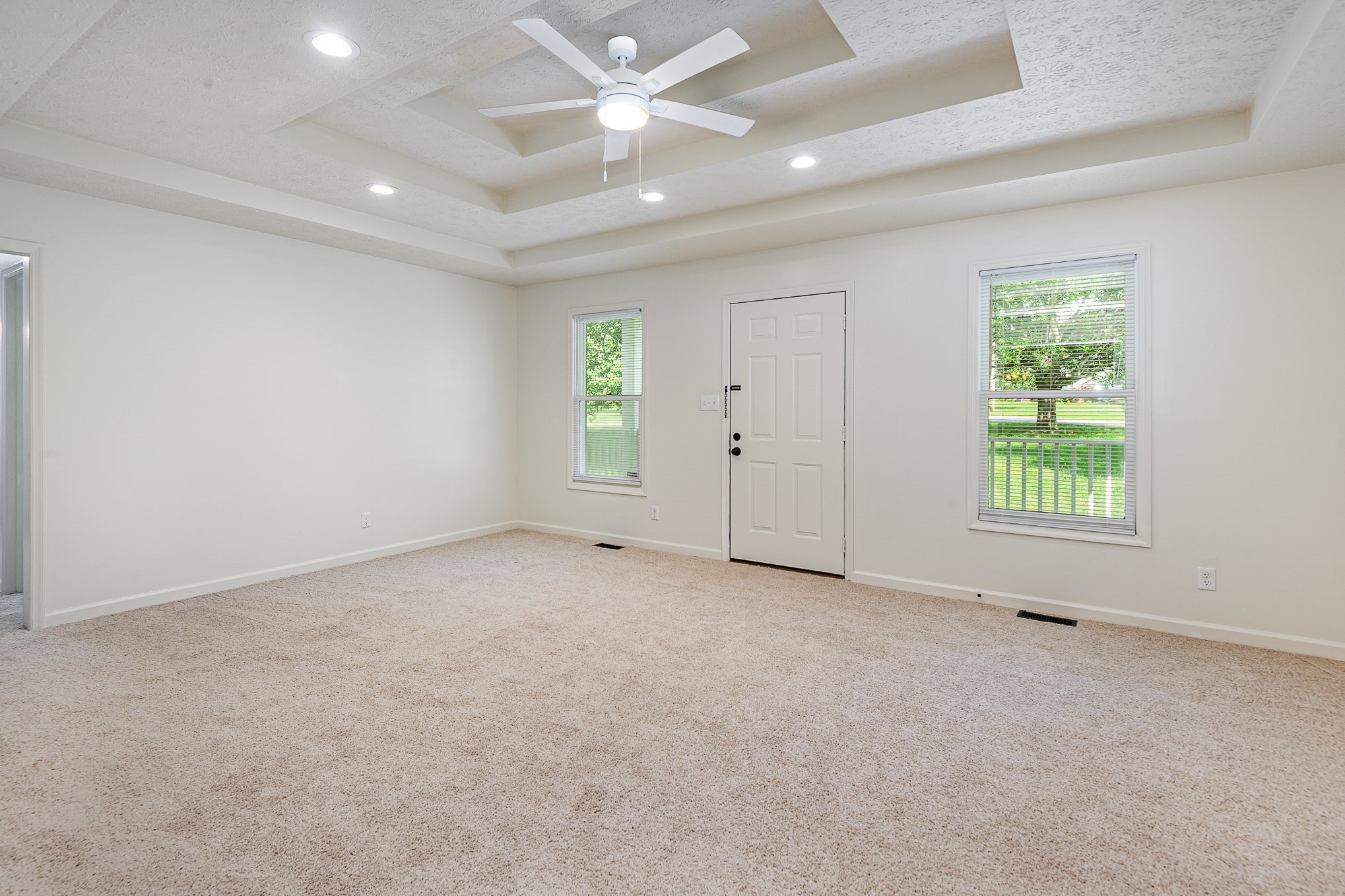 301 Oak Point Ter