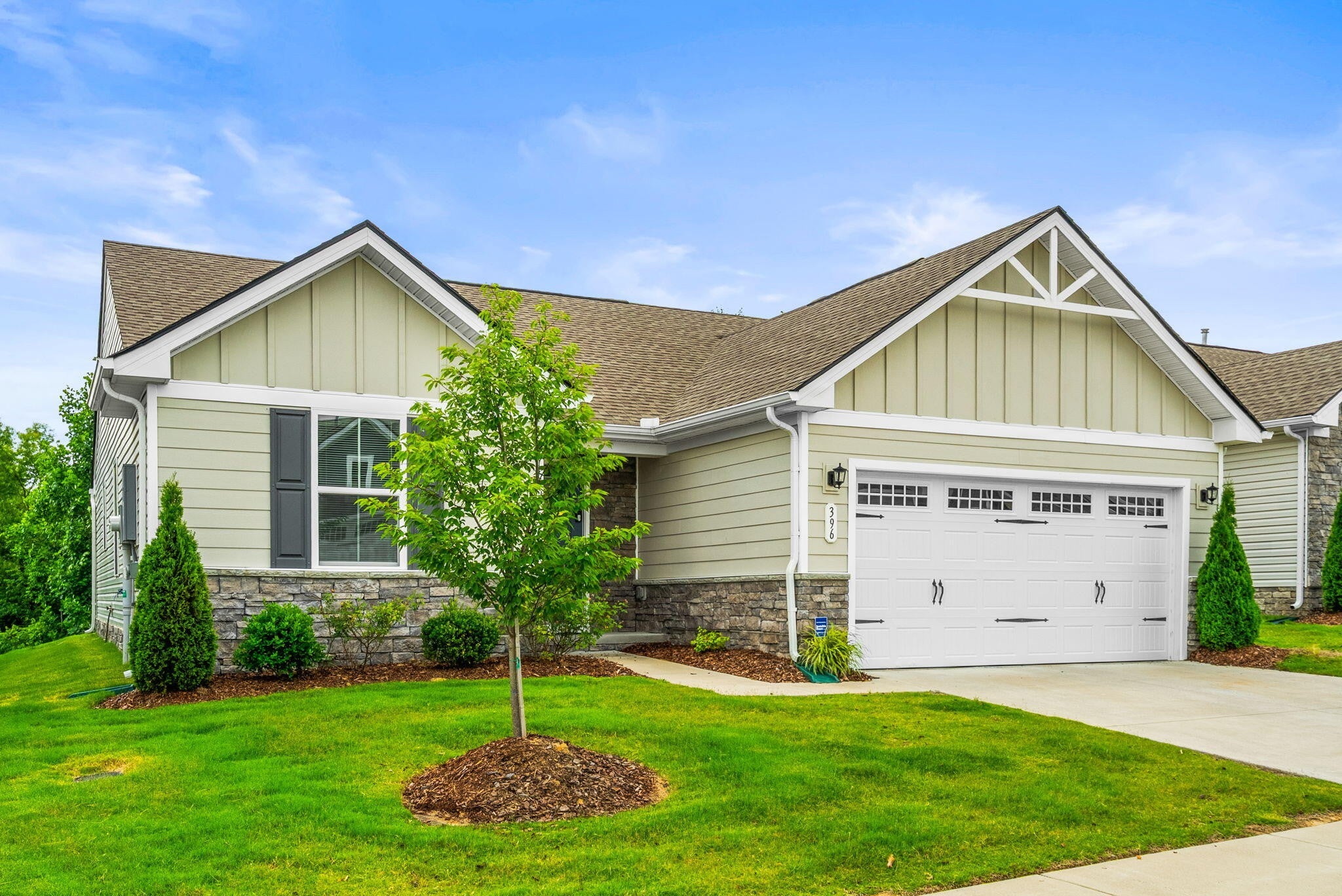396 Streamview DR