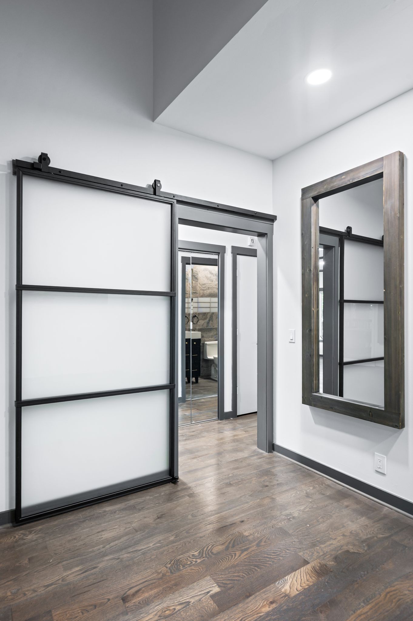 Nashville, Tennessee 37221, United States, 2 Bedrooms Bedrooms, ,2 BathroomsBathrooms,Residential,Active,165748