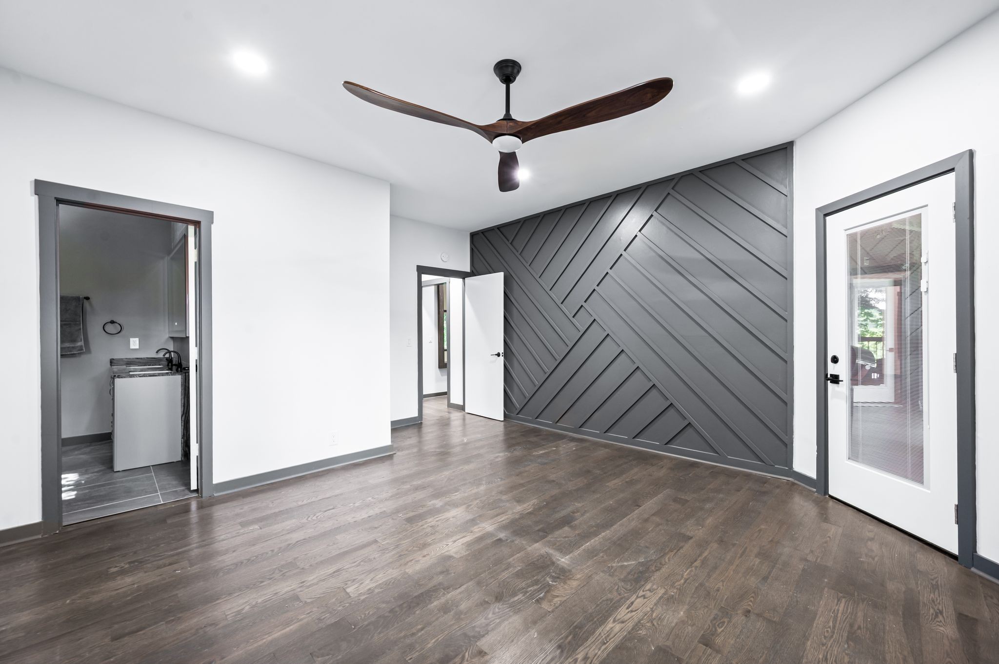 Nashville, Tennessee 37221, United States, 2 Bedrooms Bedrooms, ,2 BathroomsBathrooms,Residential,Active,165748