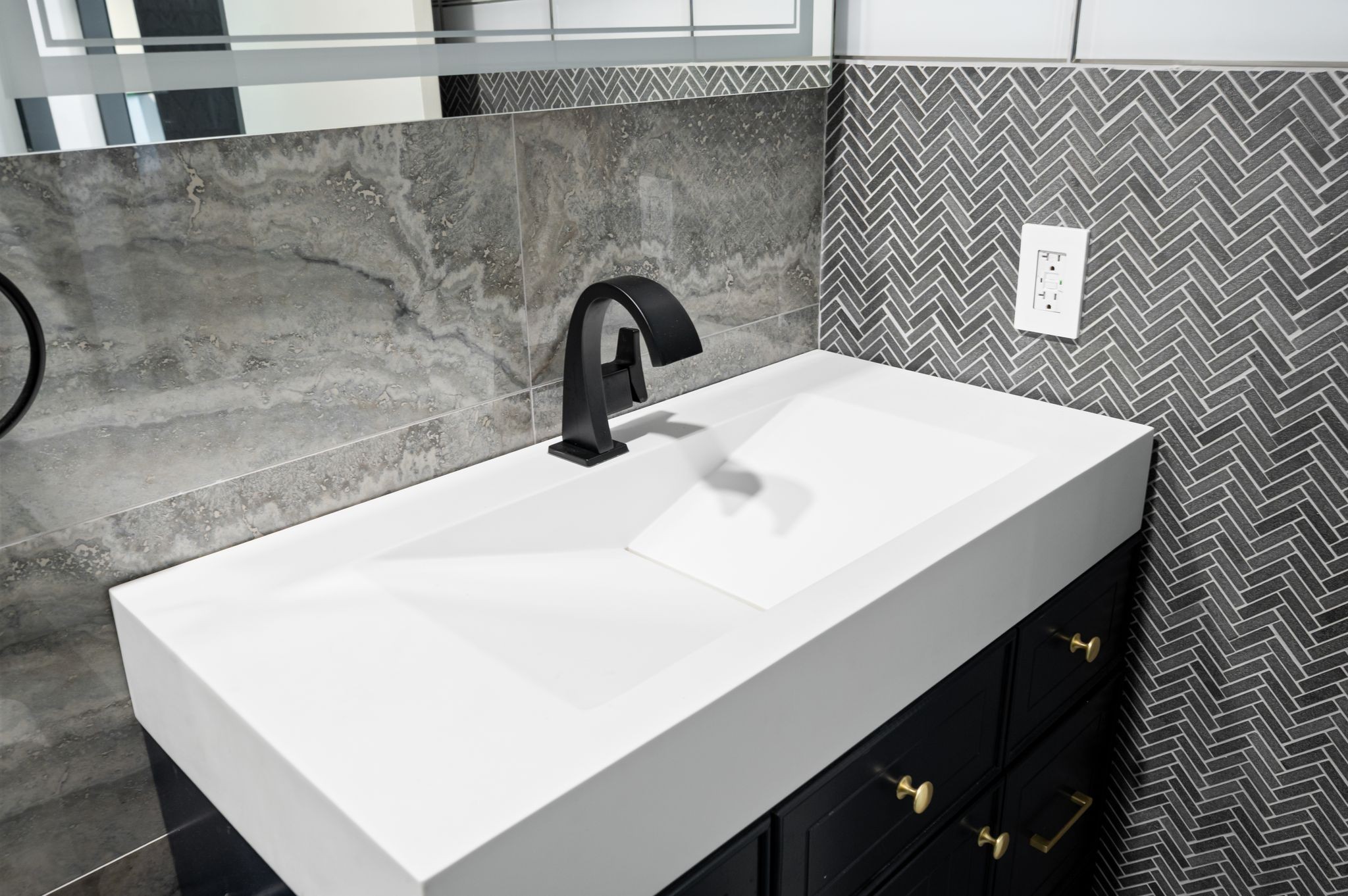 Nashville, Tennessee 37221, United States, 2 Bedrooms Bedrooms, ,2 BathroomsBathrooms,Residential,Active,165748