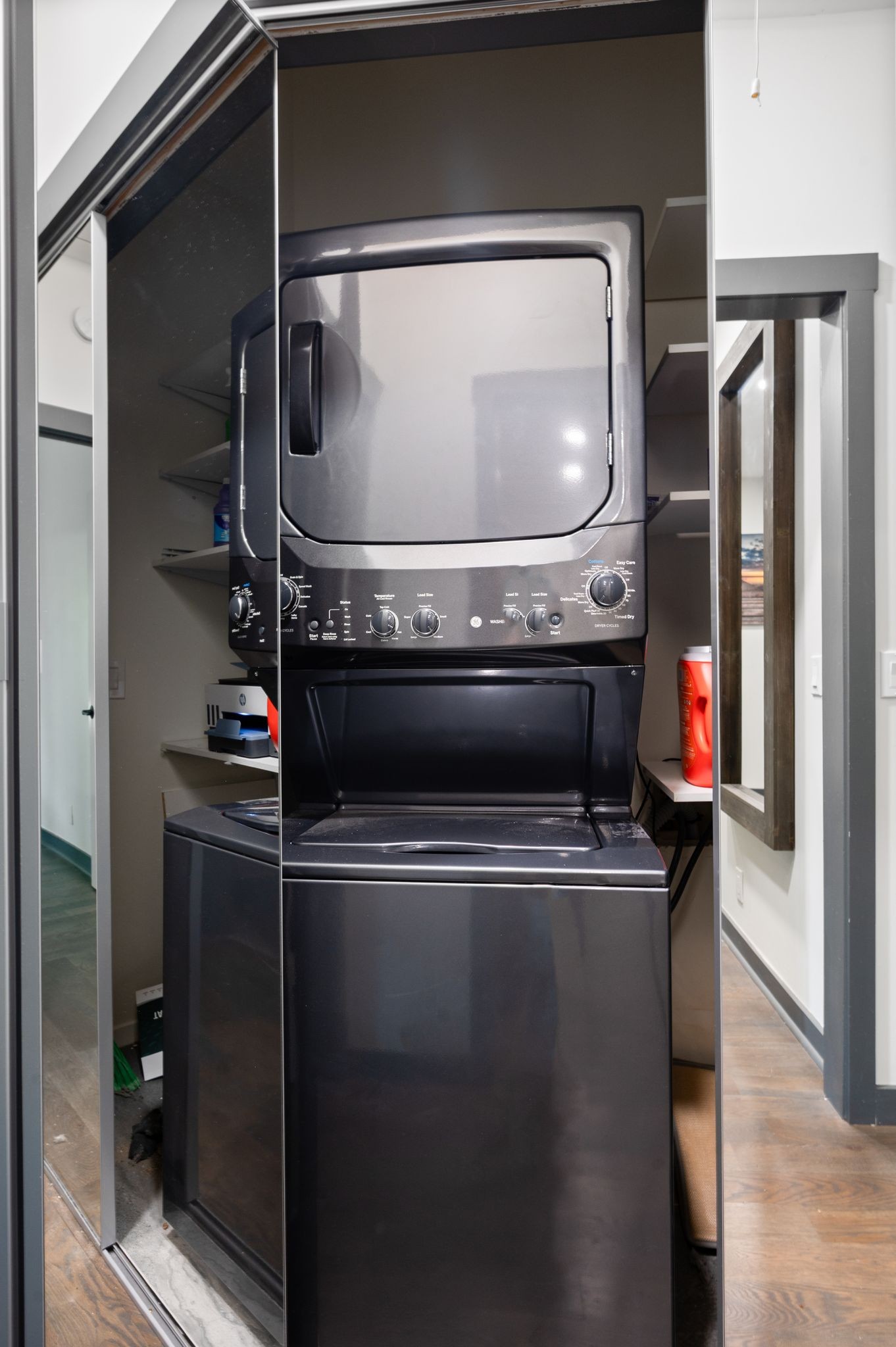 Nashville, Tennessee 37221, United States, 2 Bedrooms Bedrooms, ,2 BathroomsBathrooms,Residential,Active,165748