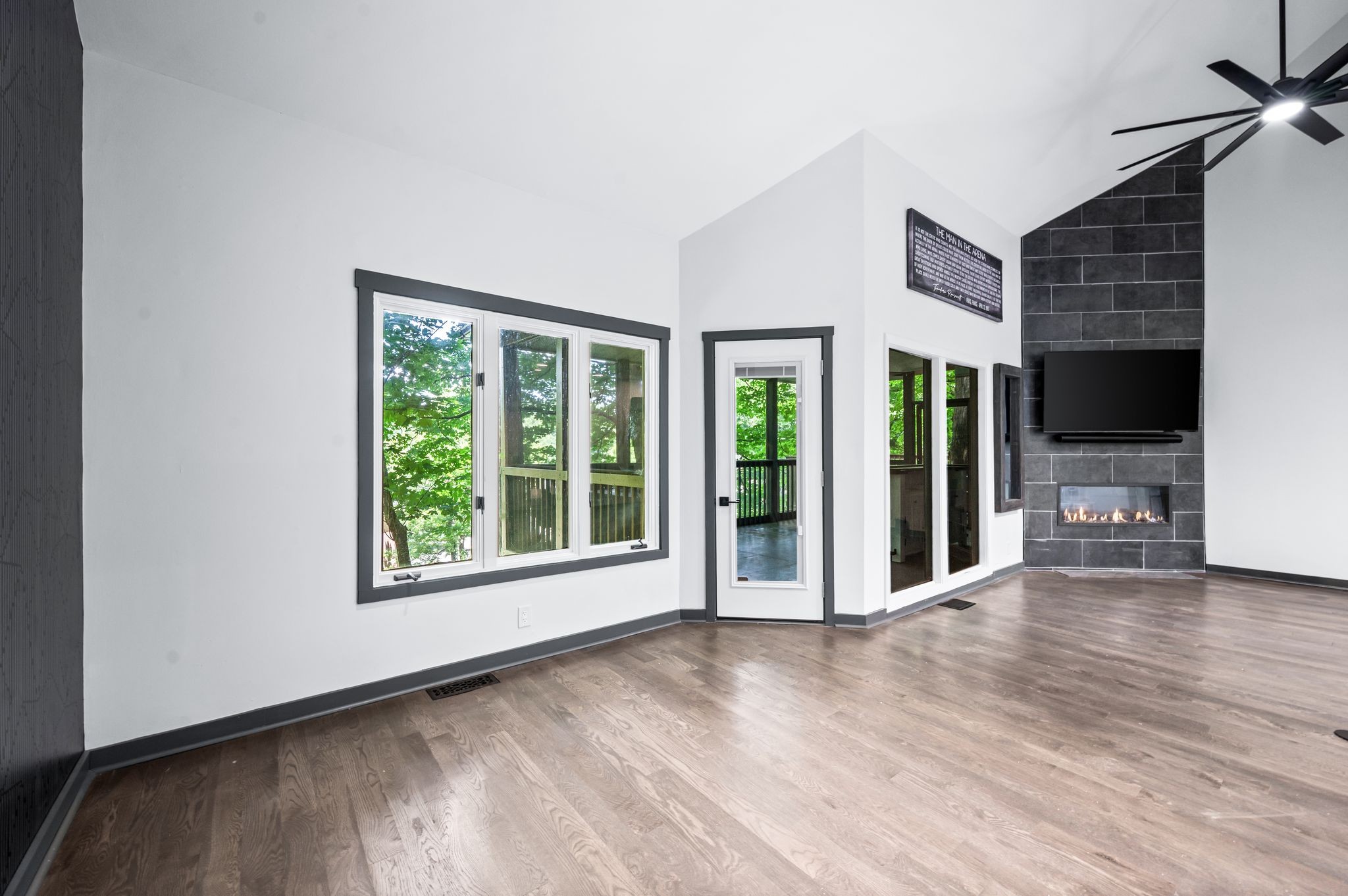 Nashville, Tennessee 37221, United States, 2 Bedrooms Bedrooms, ,2 BathroomsBathrooms,Residential,Active,165748