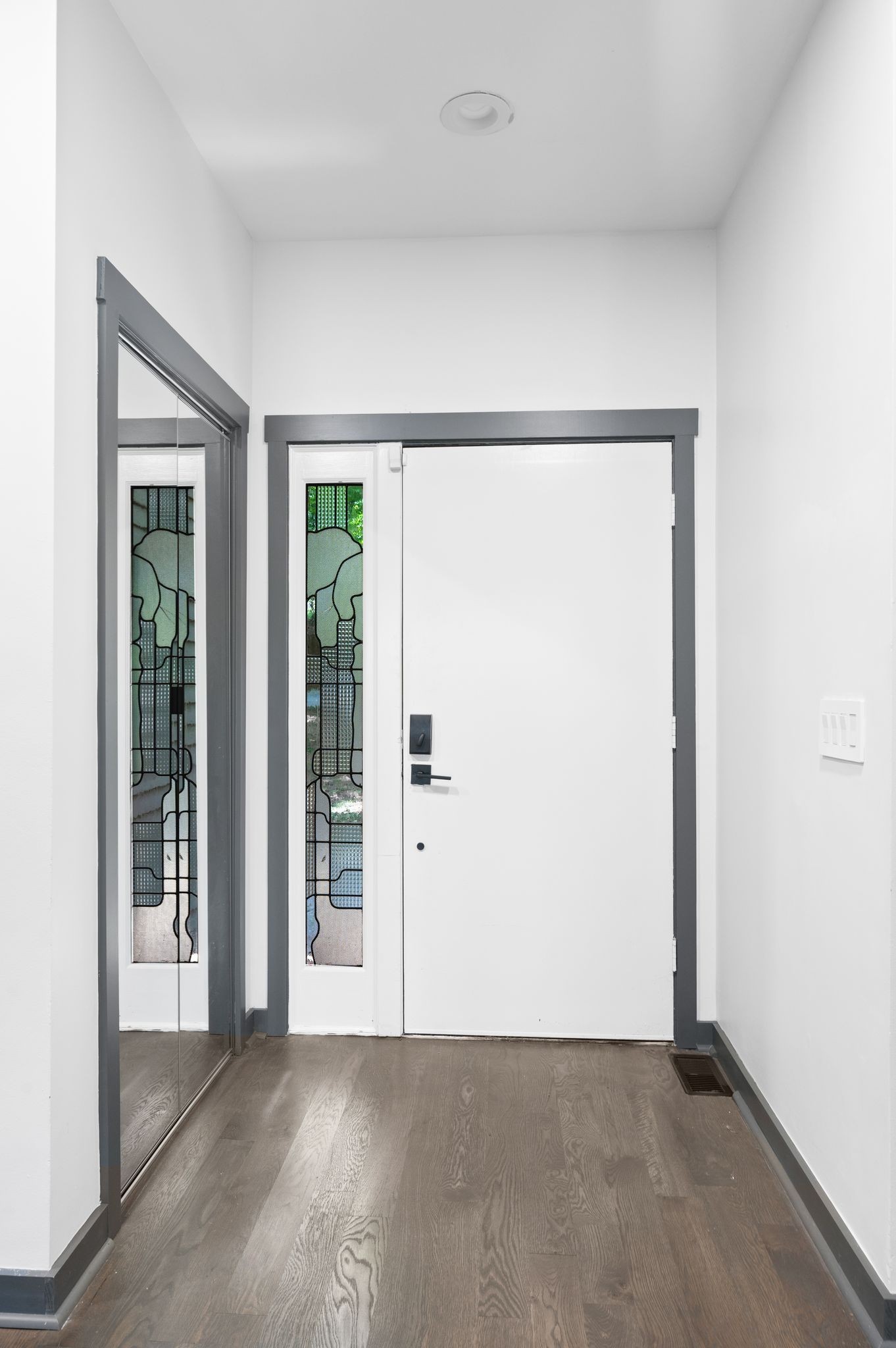 Nashville, Tennessee 37221, United States, 2 Bedrooms Bedrooms, ,2 BathroomsBathrooms,Residential,Active,165748