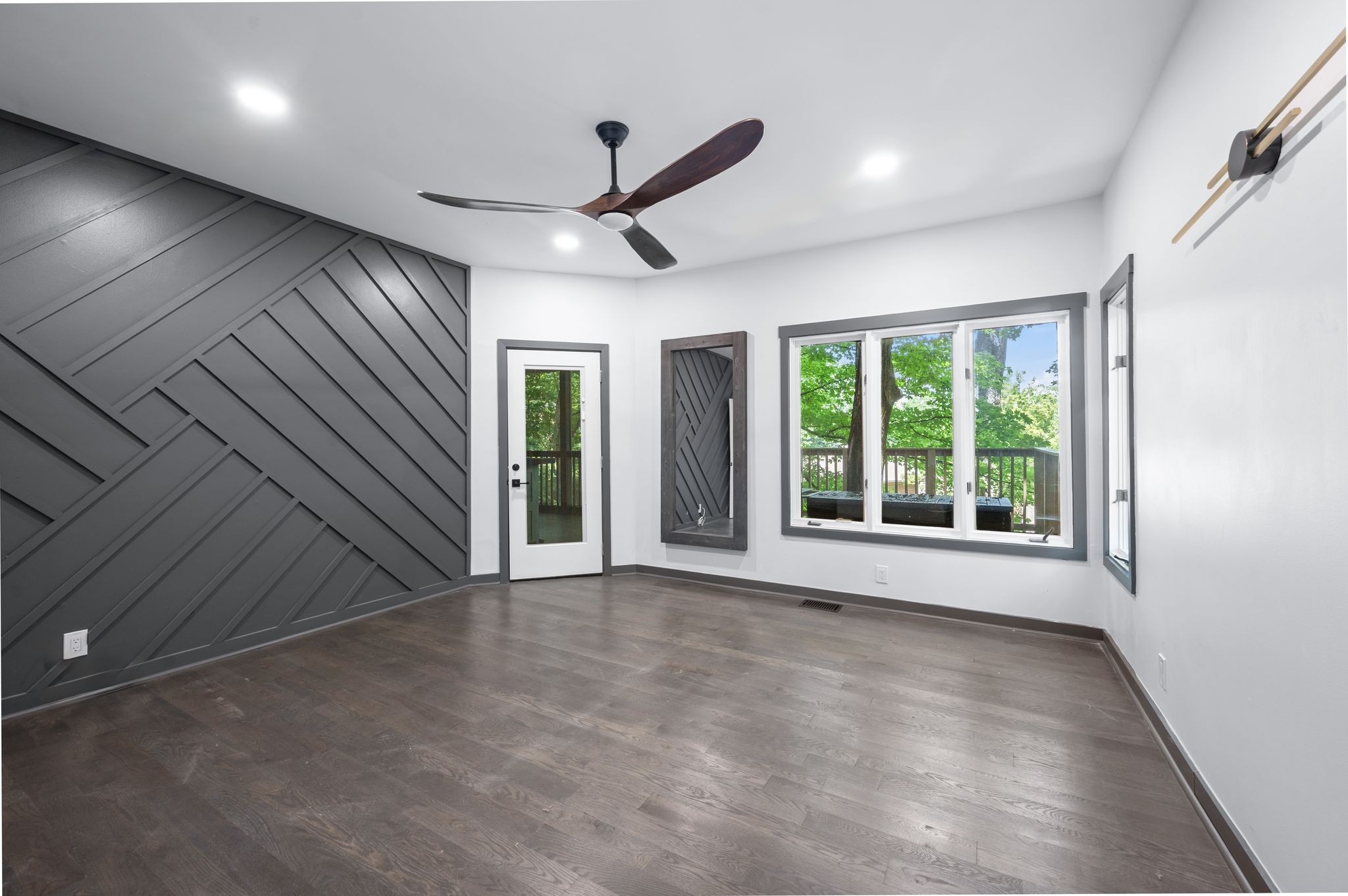 Nashville, Tennessee 37221, United States, 2 Bedrooms Bedrooms, ,2 BathroomsBathrooms,Residential,Active,165748