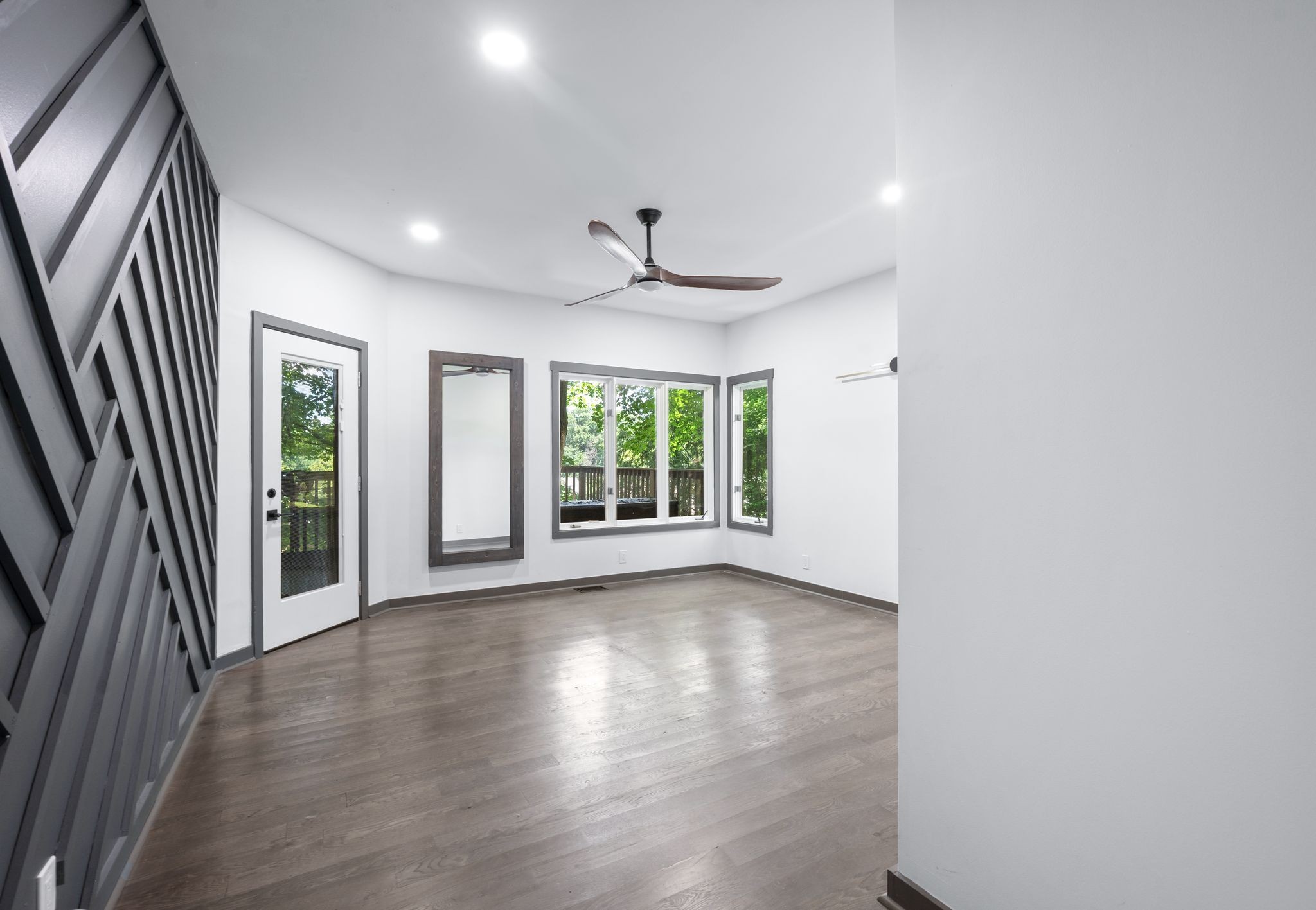 Nashville, Tennessee 37221, United States, 2 Bedrooms Bedrooms, ,2 BathroomsBathrooms,Residential,Active,165748