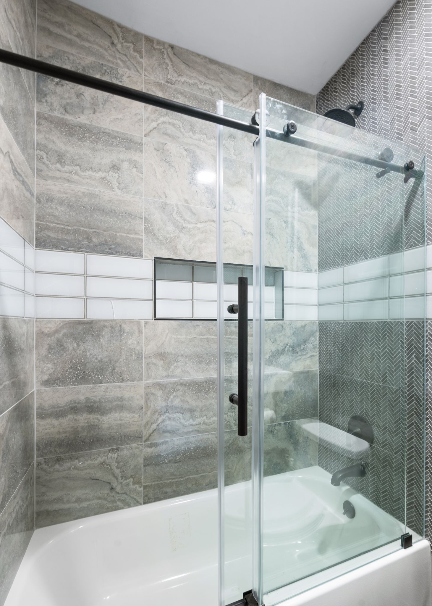 Nashville, Tennessee 37221, United States, 2 Bedrooms Bedrooms, ,2 BathroomsBathrooms,Residential,Active,165748