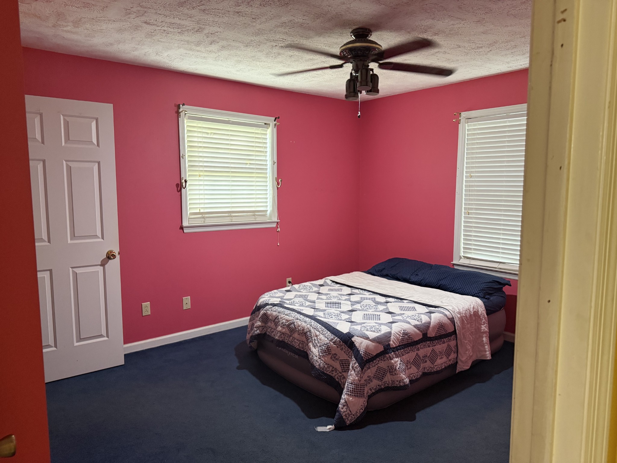 116 Mercury Dr