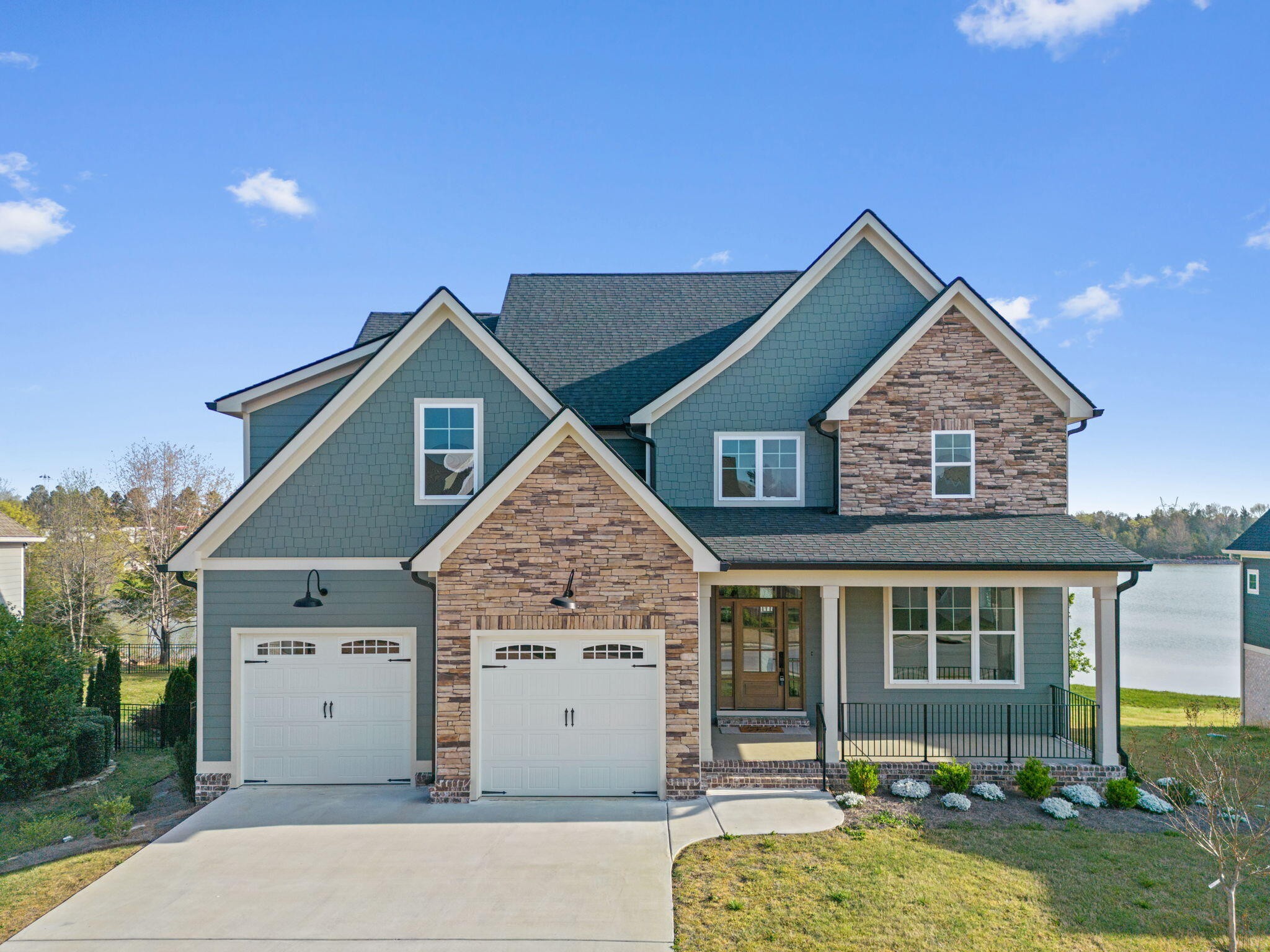 490 Lakeshore Cove Drive 10