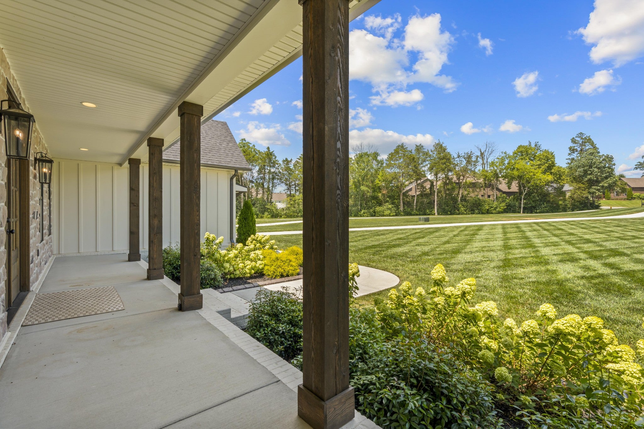 218 Breckenridge Glen Dr