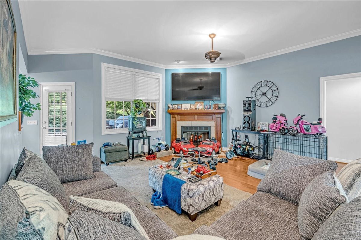 104 Breakwater N