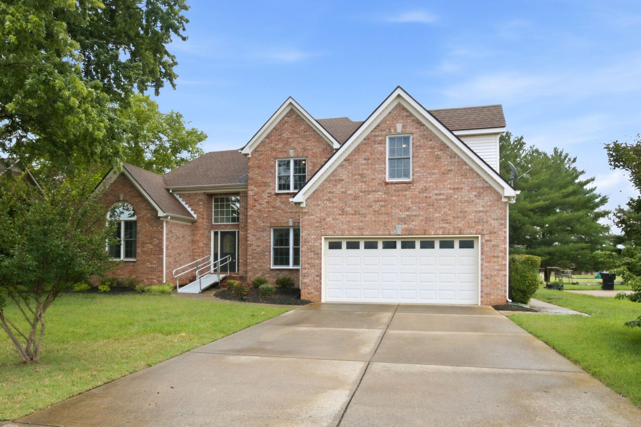 1823 Azure Way