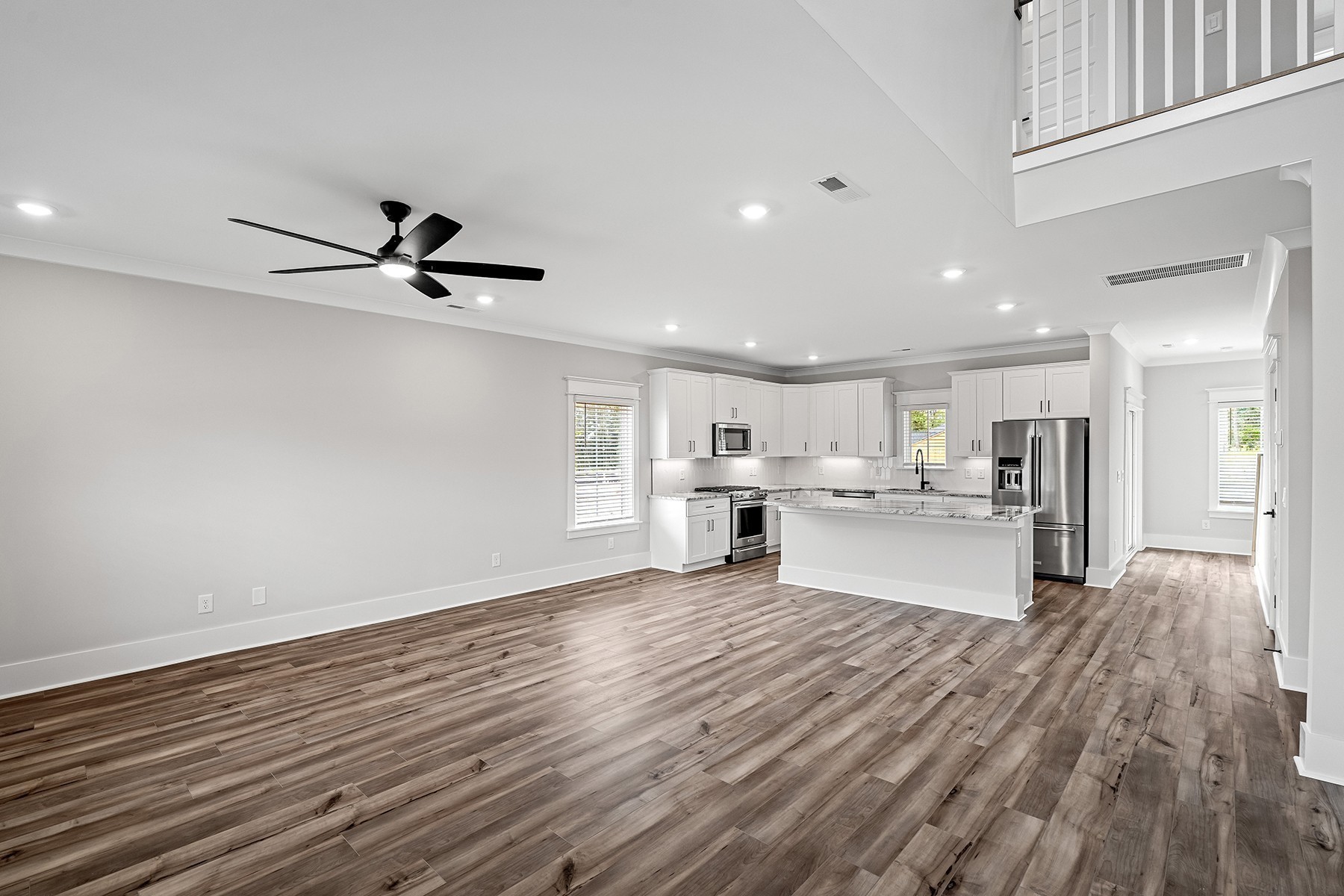 608 Silver Trace