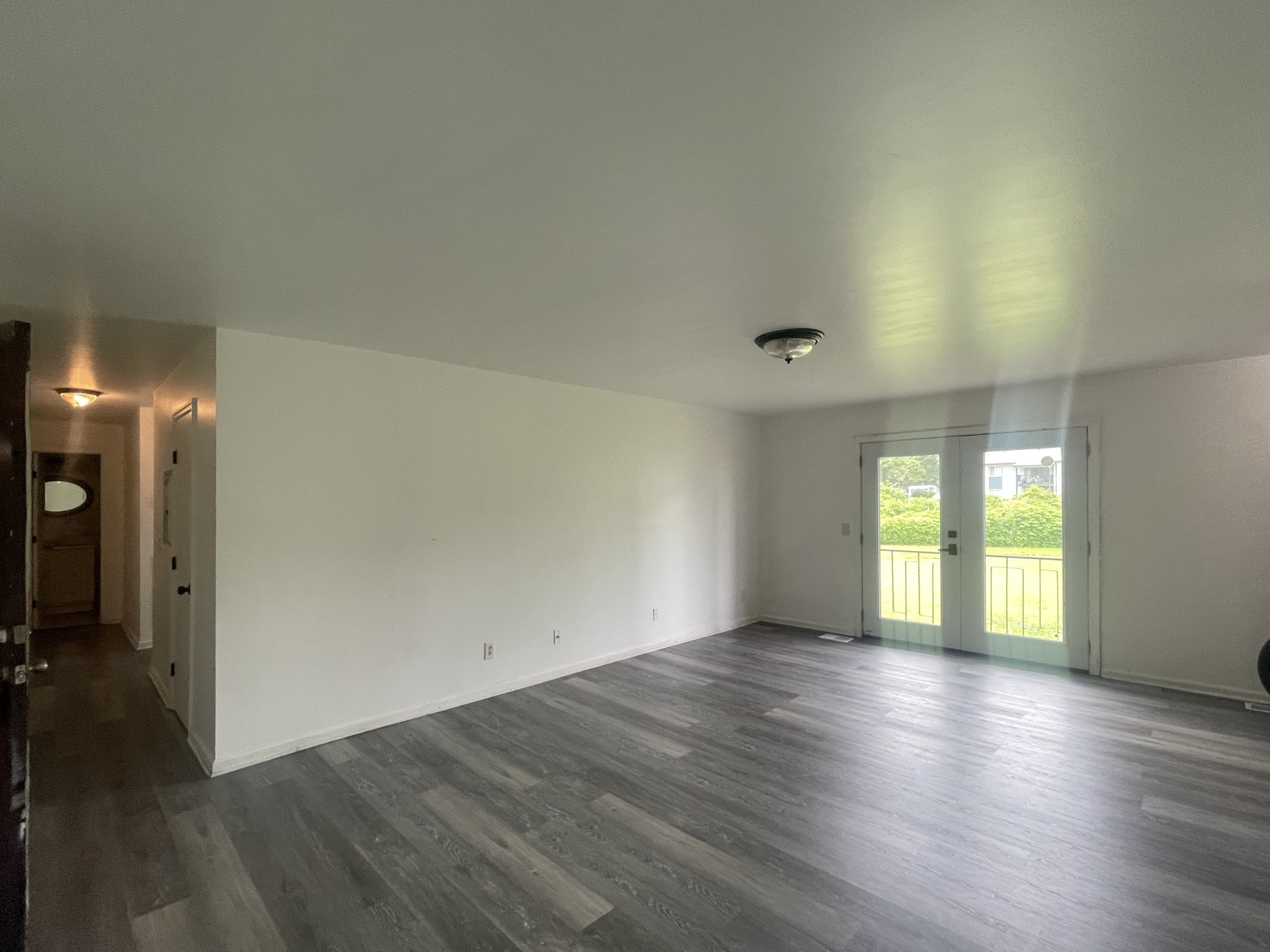 613 Hillsboro Rd D15