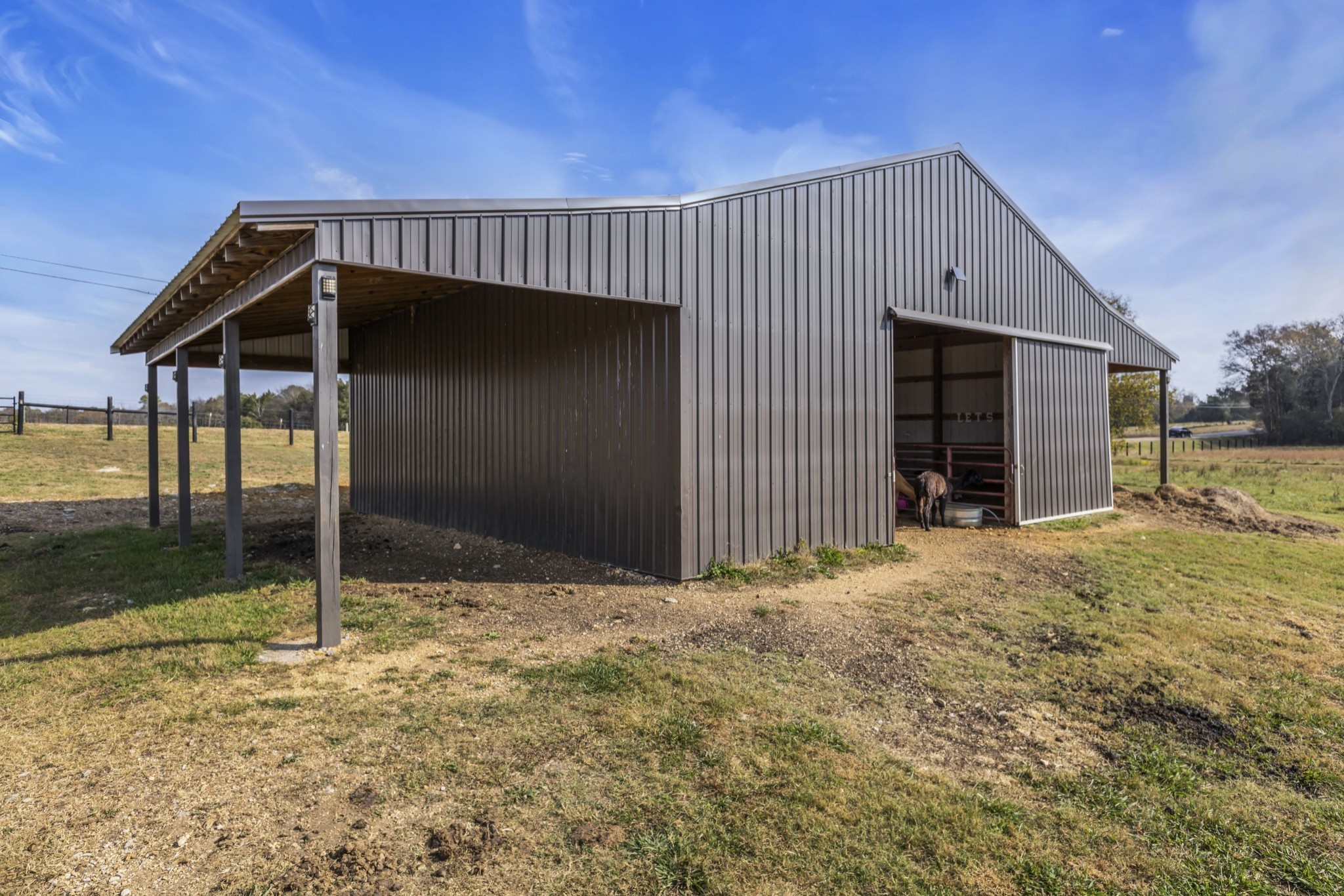 Lewisburg, Tennessee 37091, United States, 4 Bedrooms Bedrooms, ,6 BathroomsBathrooms,Residential,Active,76781