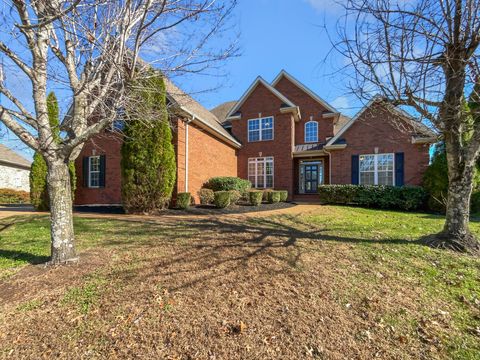 5005 Fremantle Ct Spring Hill TN 37174