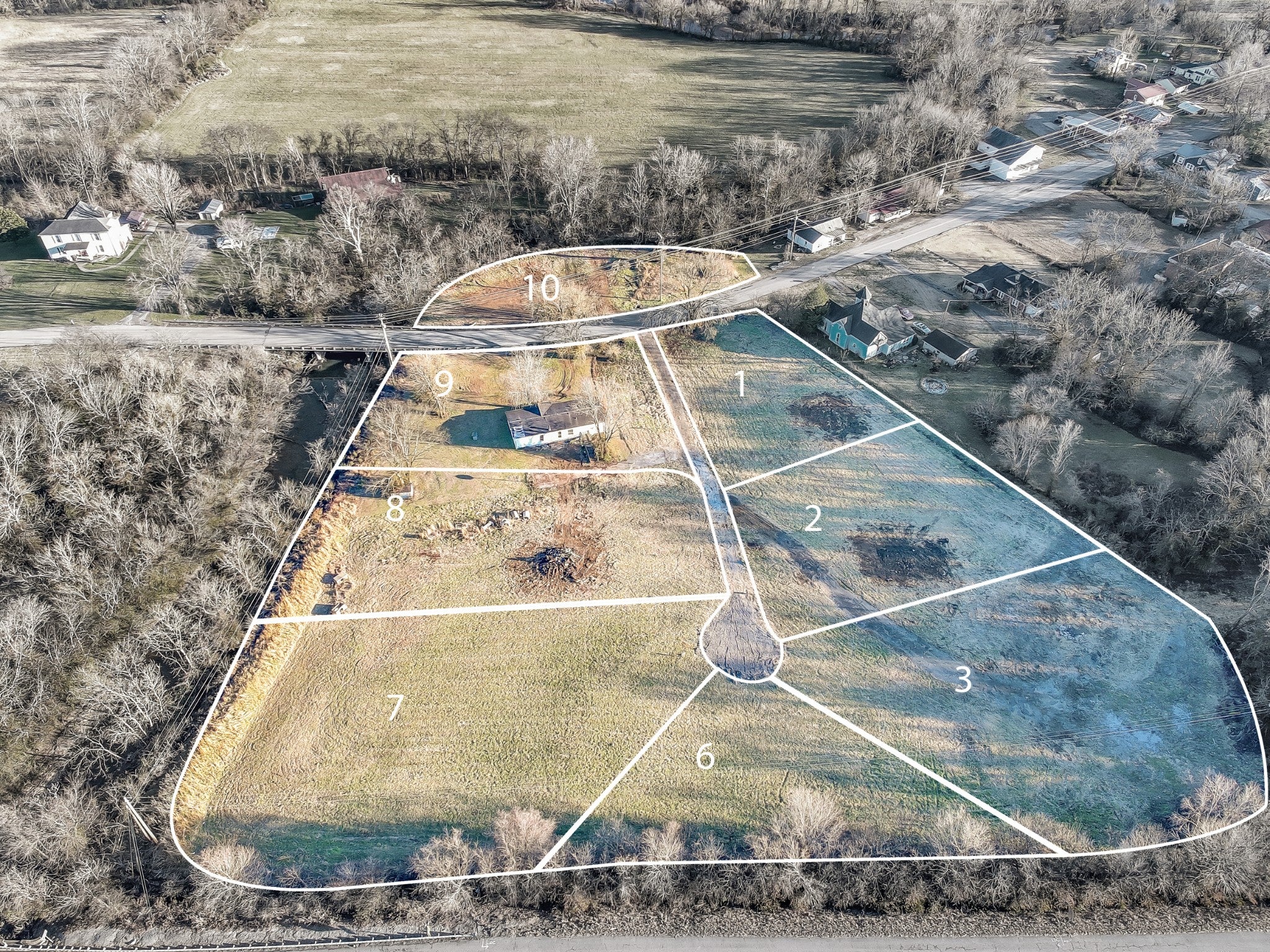621 Old Highway 31 E 3