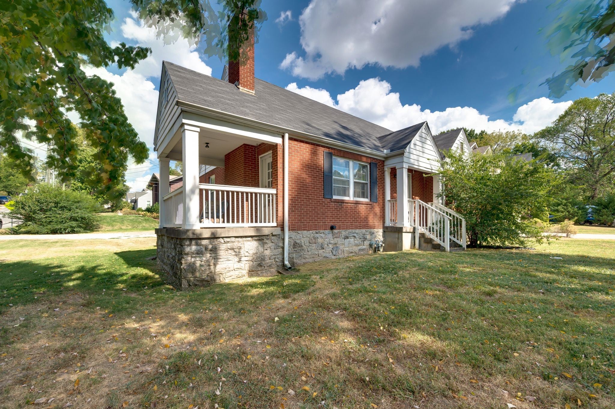 2118 Sharondale Dr