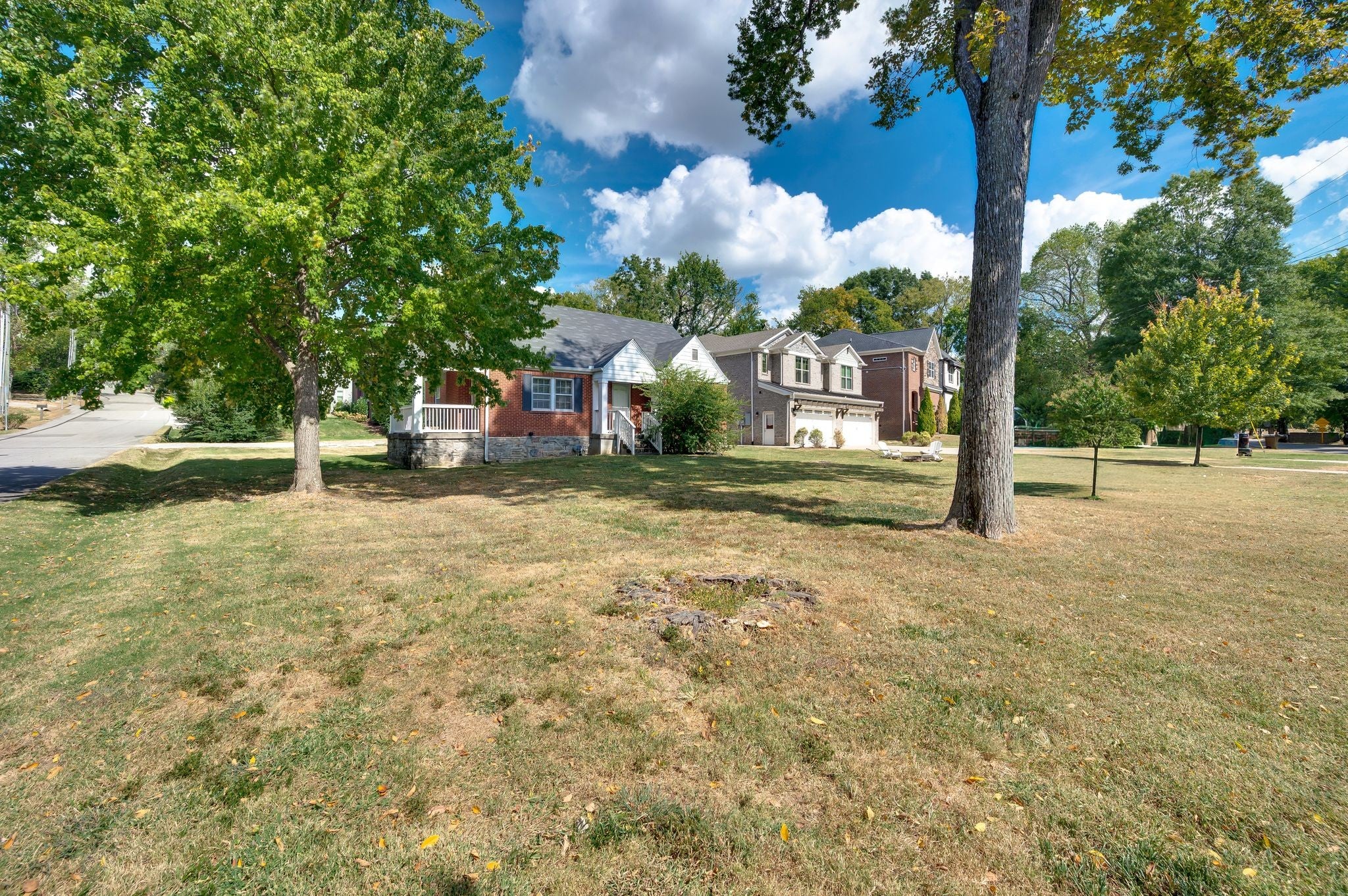 2118 Sharondale Dr